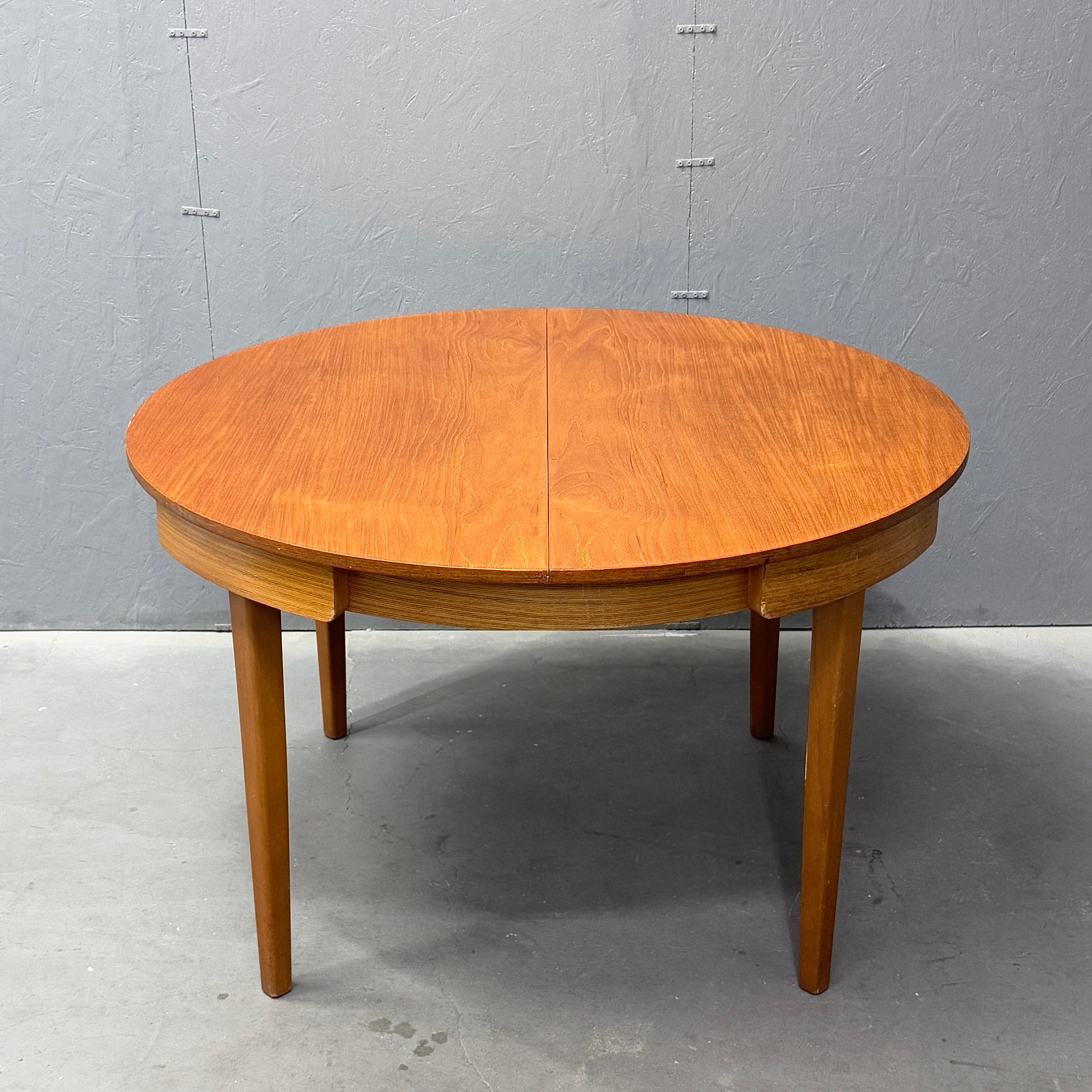Nathan(ネイサン) / EXTENSION ROUND TABLE エクステンション ラウンド