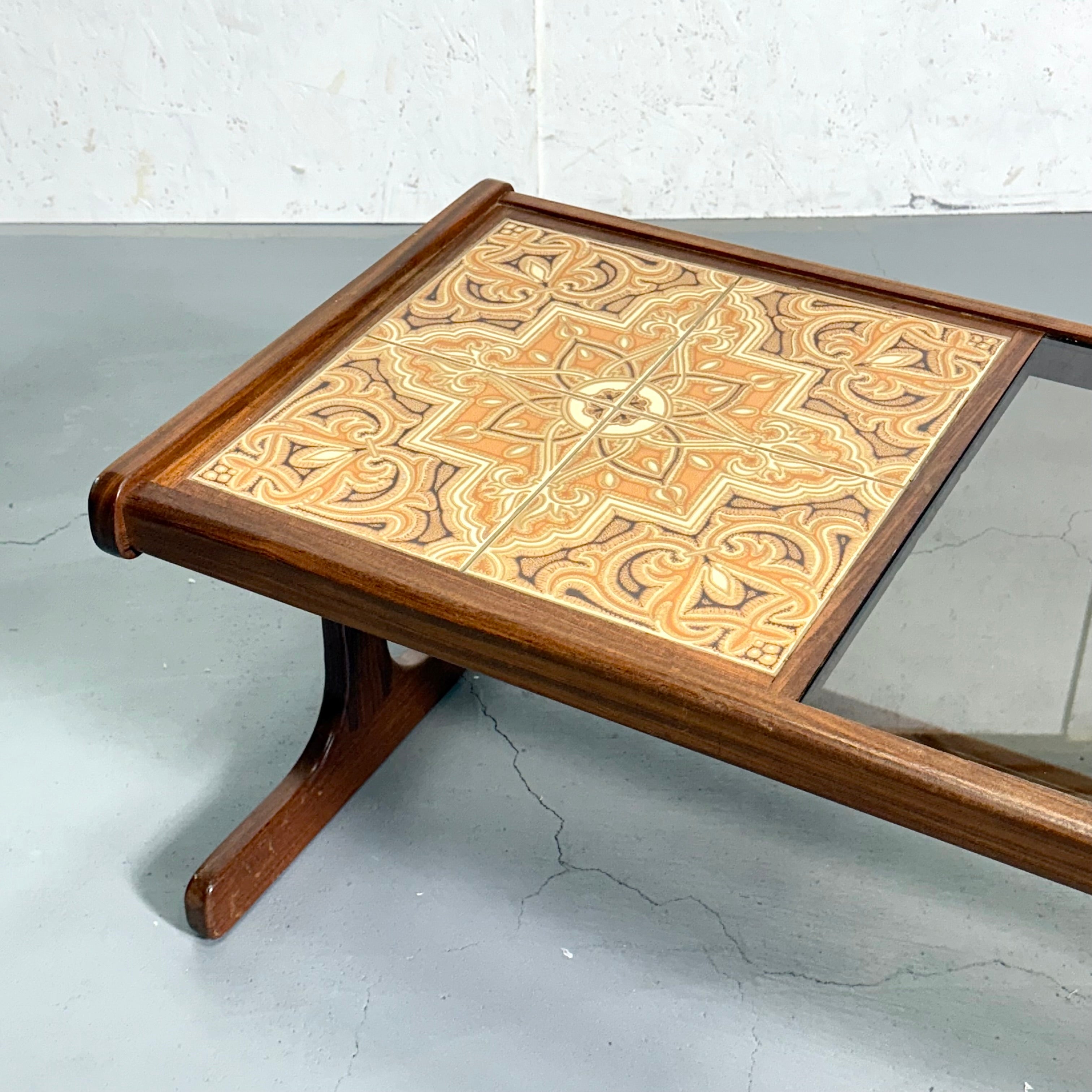 G-PLAN(ジープラン) / TILE & GLASS TOP COFFEE TABLE タイル G-PLAN(ジープラン) / TILE & GLASS TOP COFFEE TABLE タイル