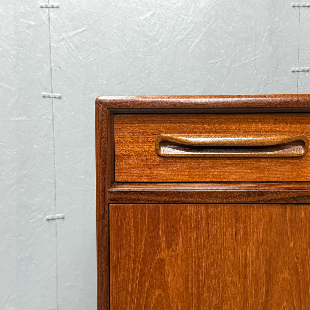 
                      
                        G-PLAN(ジープラン) / Fresco Sideboard フレスコ サイドボード (502)
                      
                    