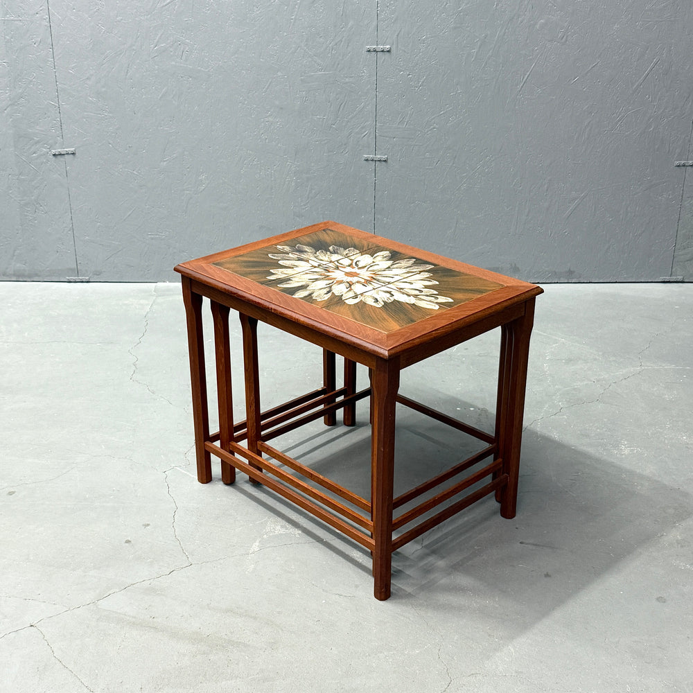 
                      
                        MOBELFABRIKKEN TOFTEN(モーベルファブリッケン・トフテン) / Tiletop nest table タイルトップ テストテーブル (501)
                      
                    