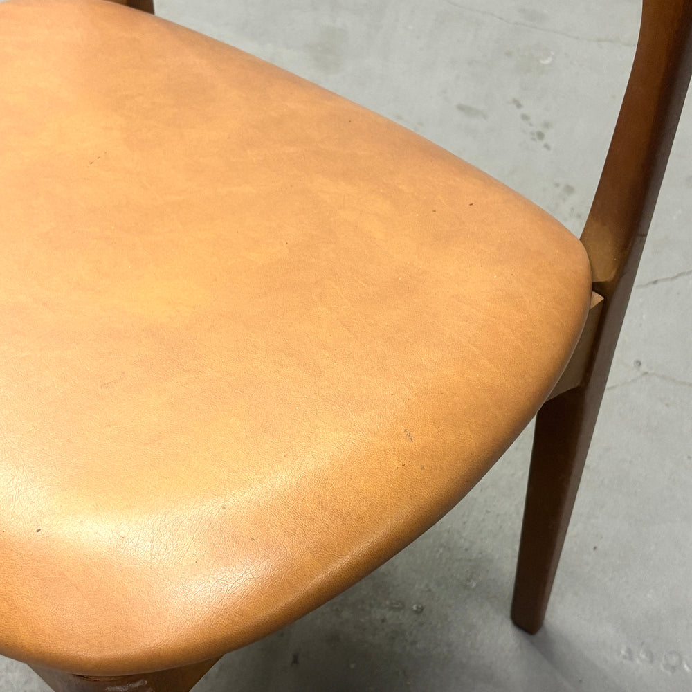 
                      
                        Nathan(ネイサン) / DINING CHAIR ダイニングチェア (404)
                      
                    