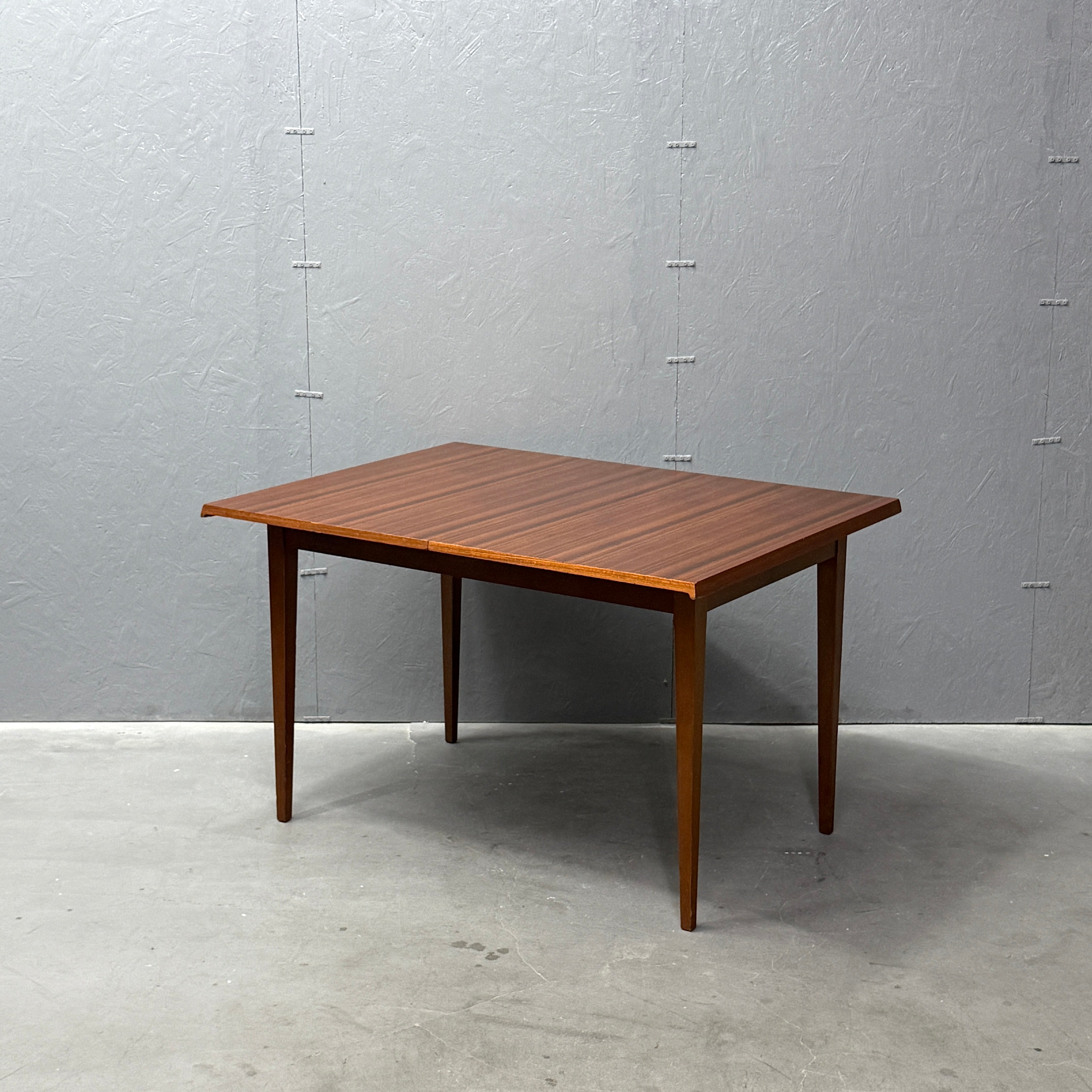 ダイニングテーブル – NONOR FURNITURE
