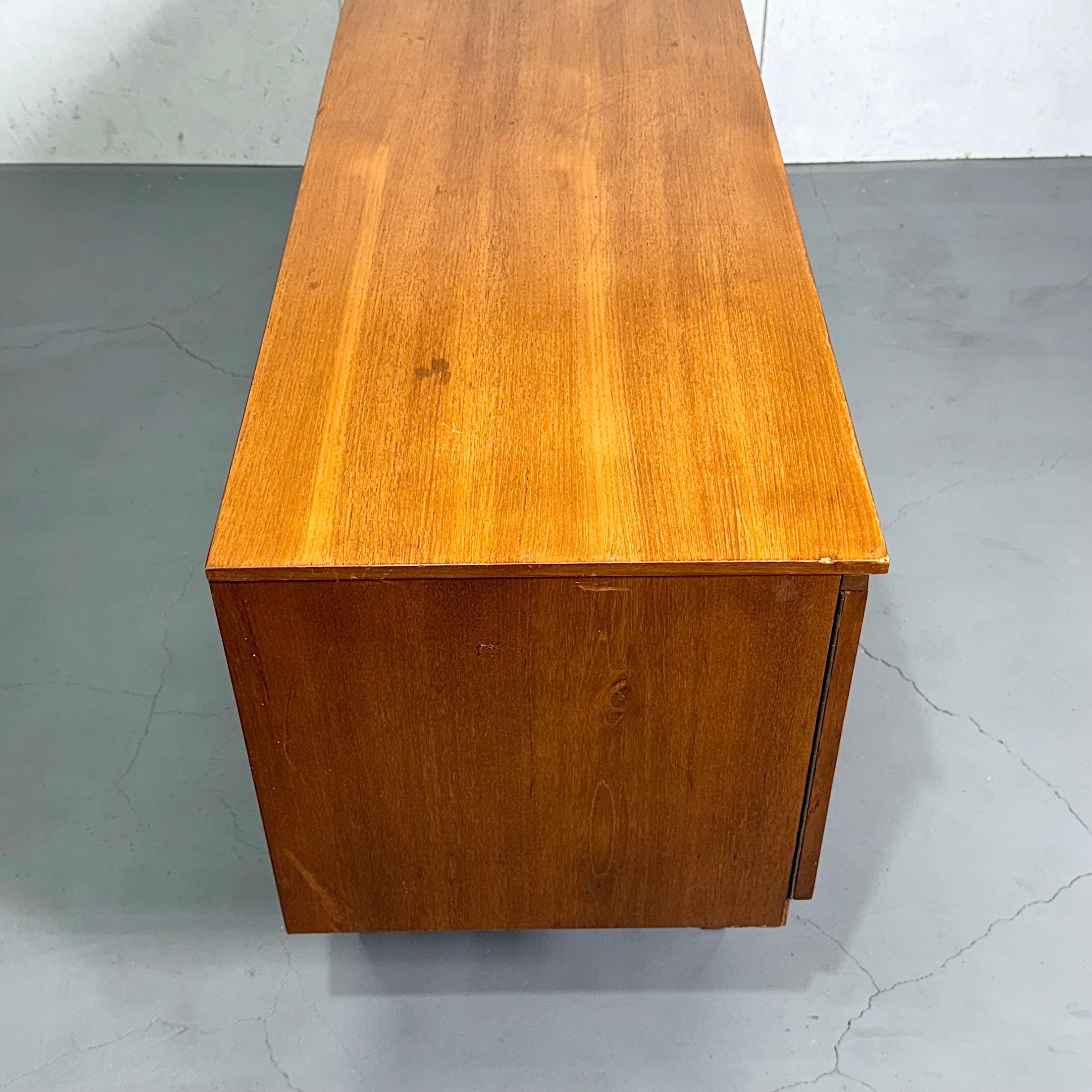 Beautility (ビューティリティ) / ヴィンテージ サイドボード (302