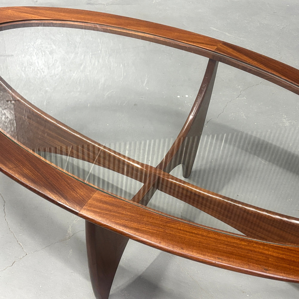 
                      
                        G-PLAN(ジープラン) / Astro oval coffee table アストロ オーバルコーヒーテーブル (403)
                      
                    