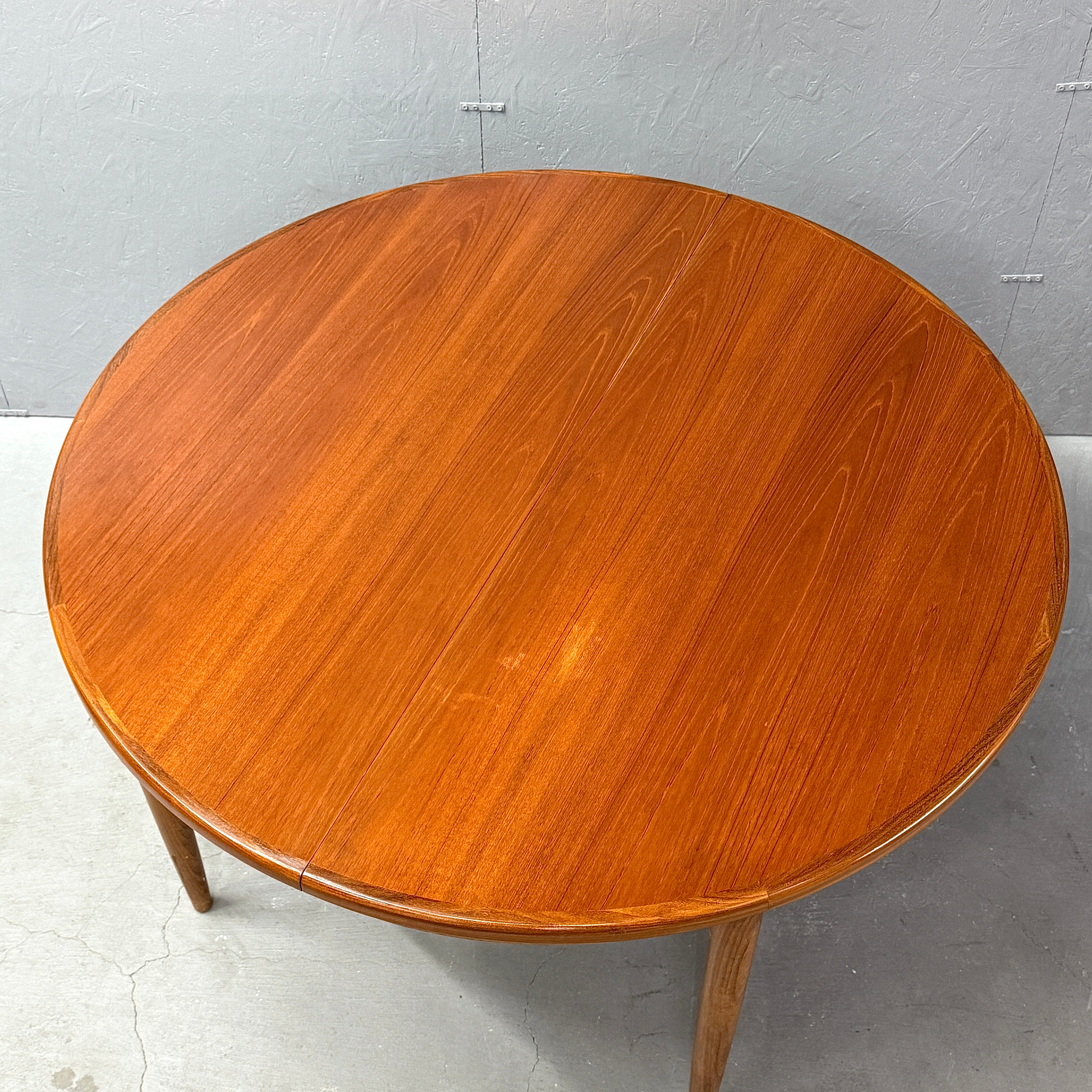 G-PLAN フレスコ ラウンドエクステンション ダイニングテーブル (515) G-PLAN(ジープラン) / Fresco ROUND TABLE フレスコ ラウンド