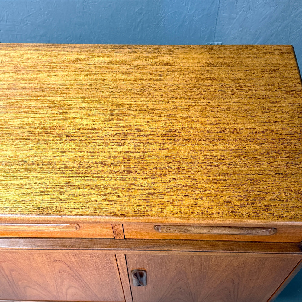 
                      
                        G-PLAN(ジープラン) / Fresco Sideboard フレスコ サイドボード (503)
                      
                    