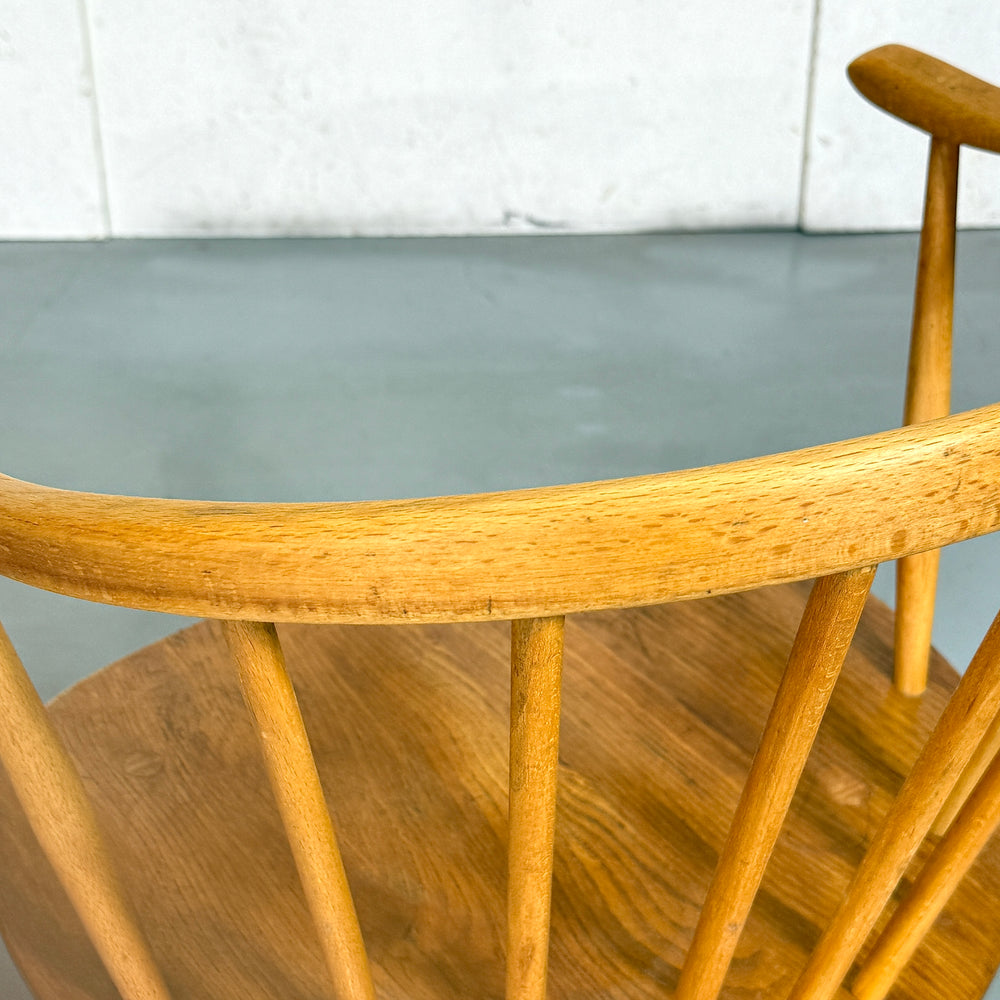 
                      
                        ERCOL(アーコール) COWHORN CHAIR / カウホーンチェア (302)
                      
                    
