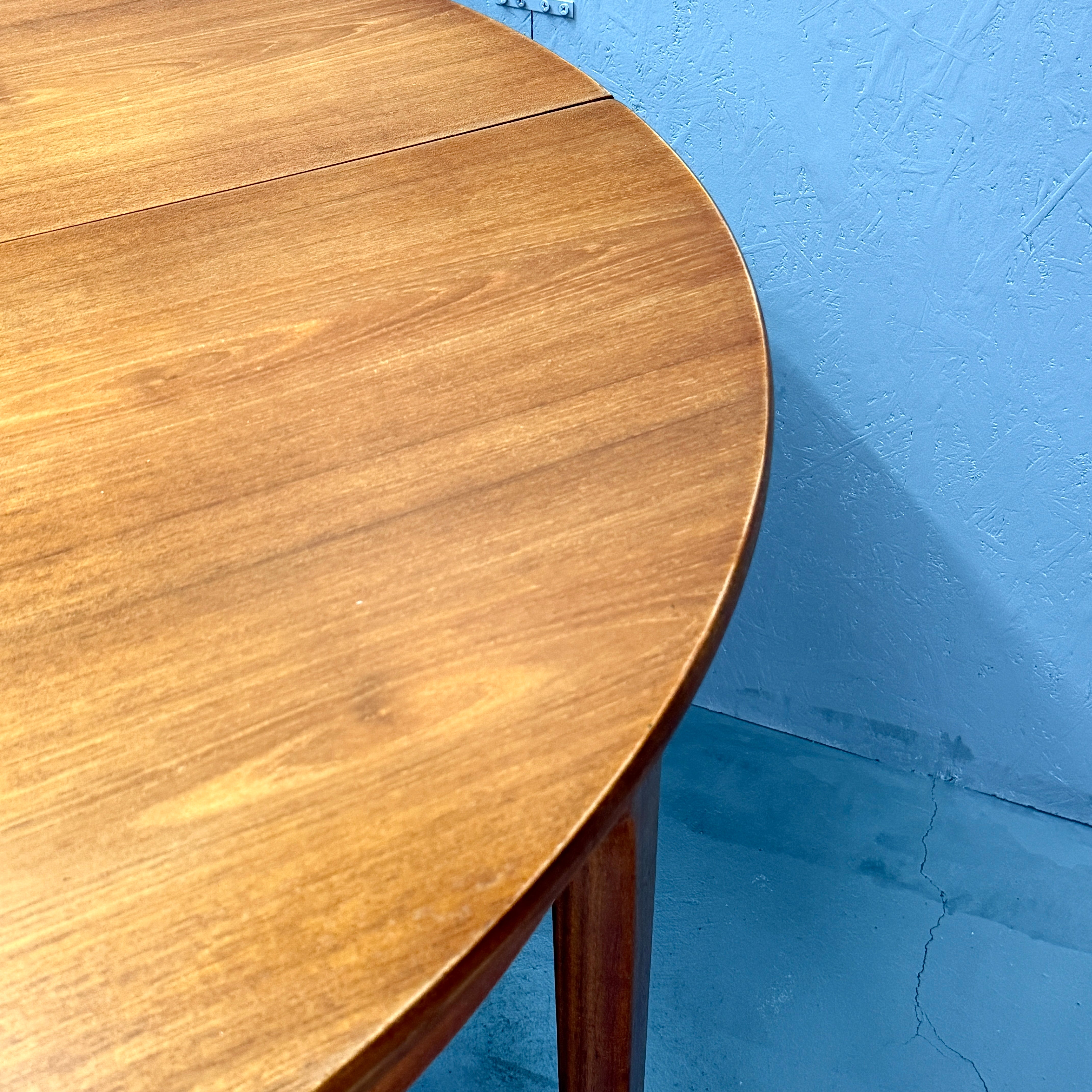 A.H.McINTOSH(マッキントッシュ) / ROUND TABLE ラウンド