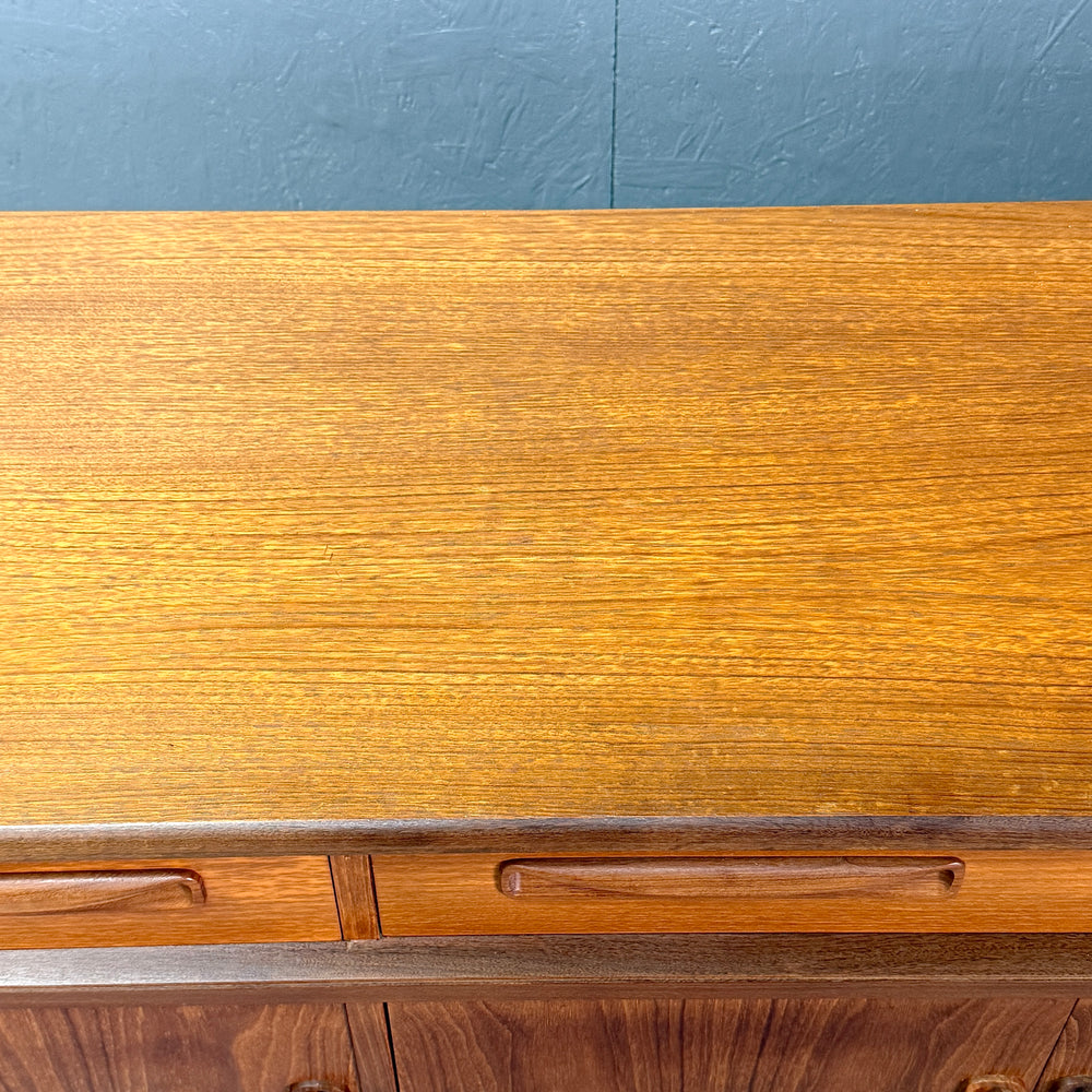 
                      
                        G-PLAN(ジープラン) / Fresco Sideboard フレスコ サイドボード (504)
                      
                    