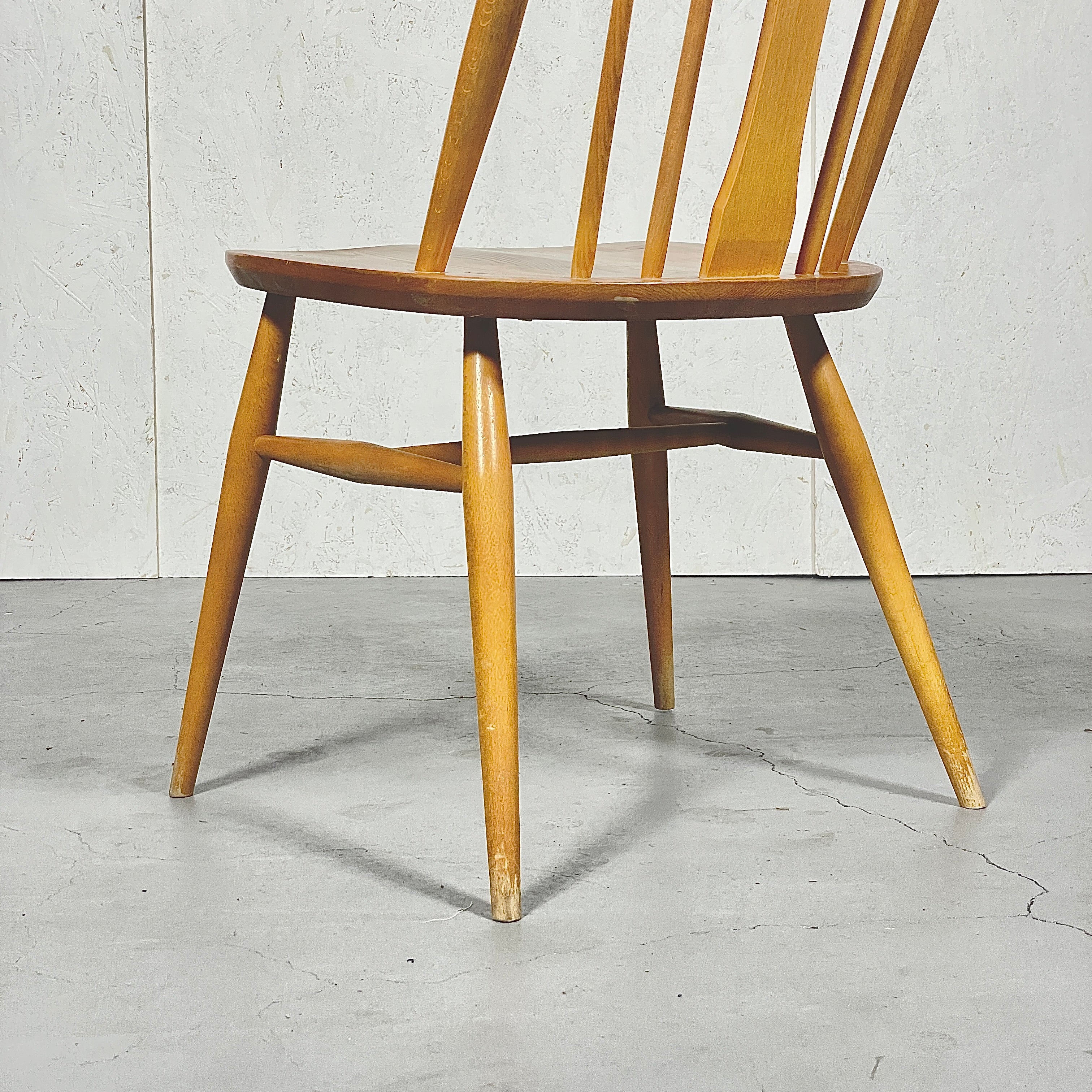 ERCOL(アーコール) / Swan back chair スワンバックチェア (1) – NONOR FURNITURE