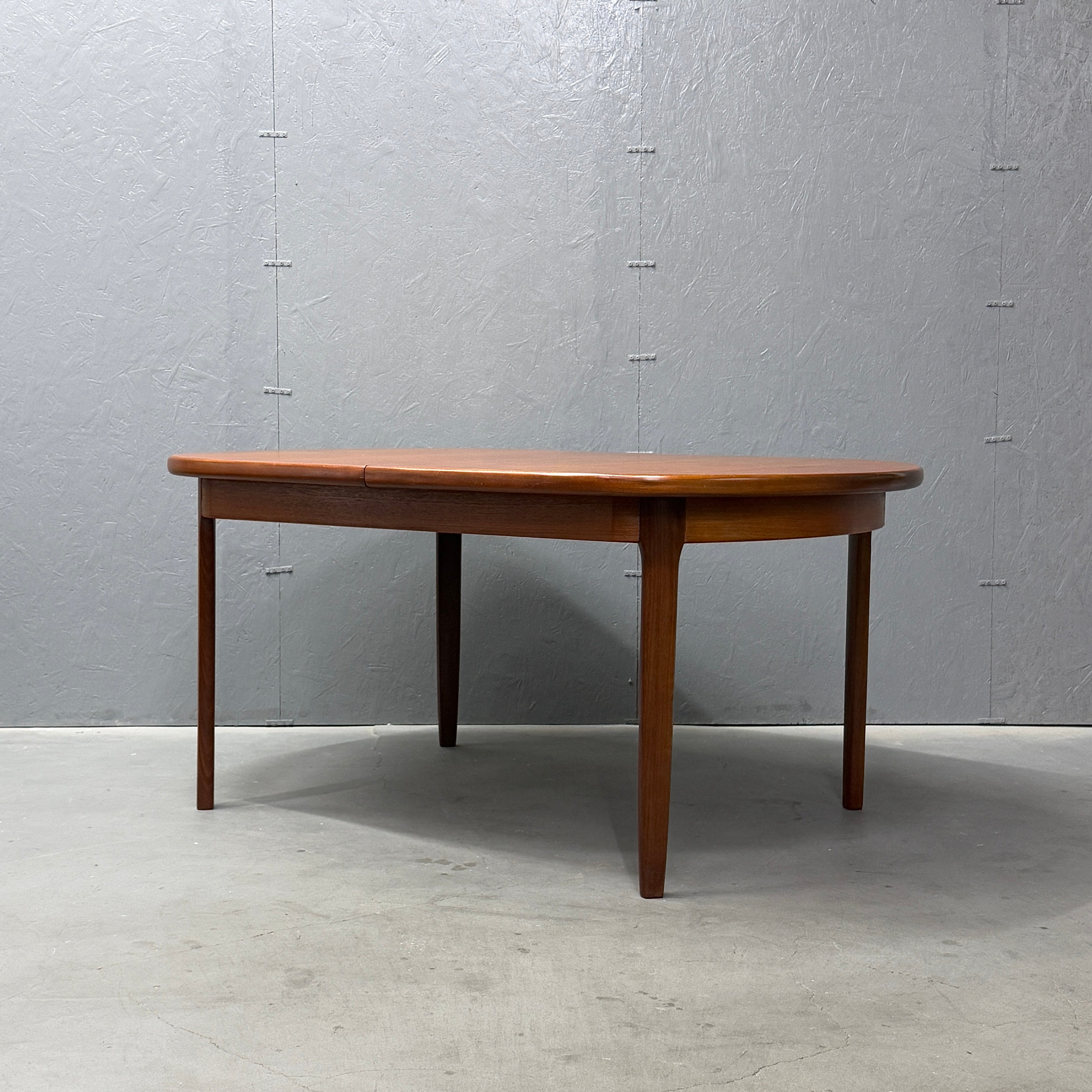 ダイニングテーブル – NONOR FURNITURE