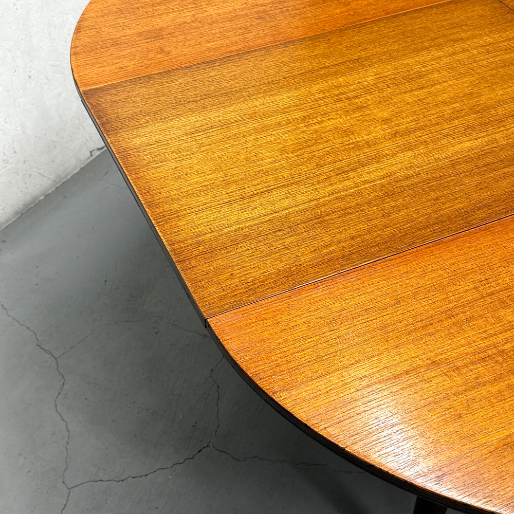 
                      
                        GREAVES & THOMAS / OVAL DINING TABLE オーバルダイニングテーブル (301)
                      
                    