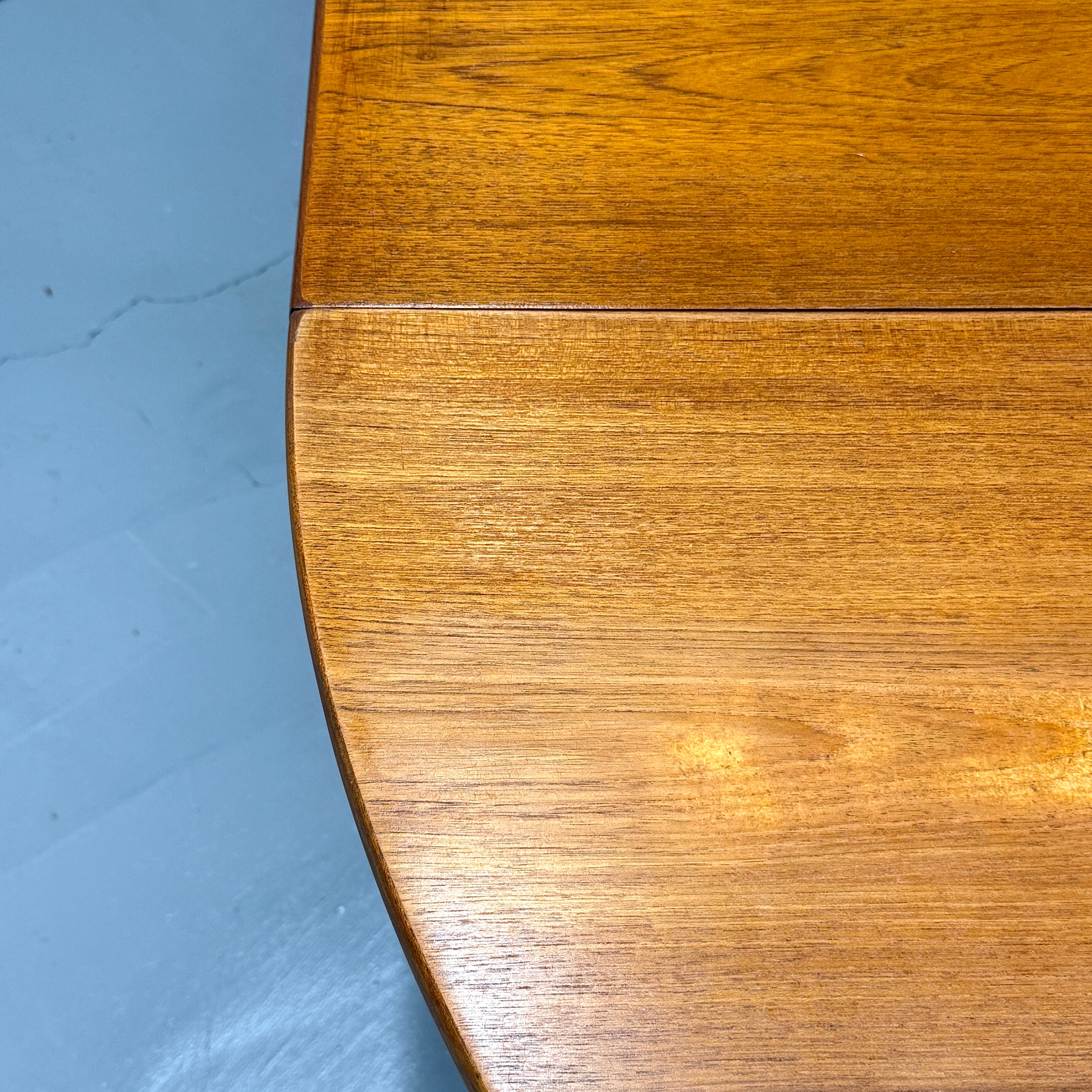 A.H. McIntosh 円形ダイニングテーブル A.H.McINTOSH(マッキントッシュ) / ROUND TABLE ラウンド