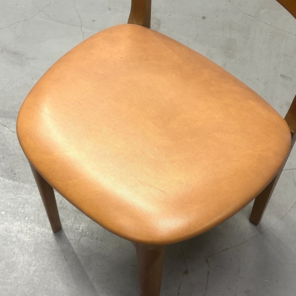 
                      
                        Nathan(ネイサン) / DINING CHAIR ダイニングチェア (403)
                      
                    