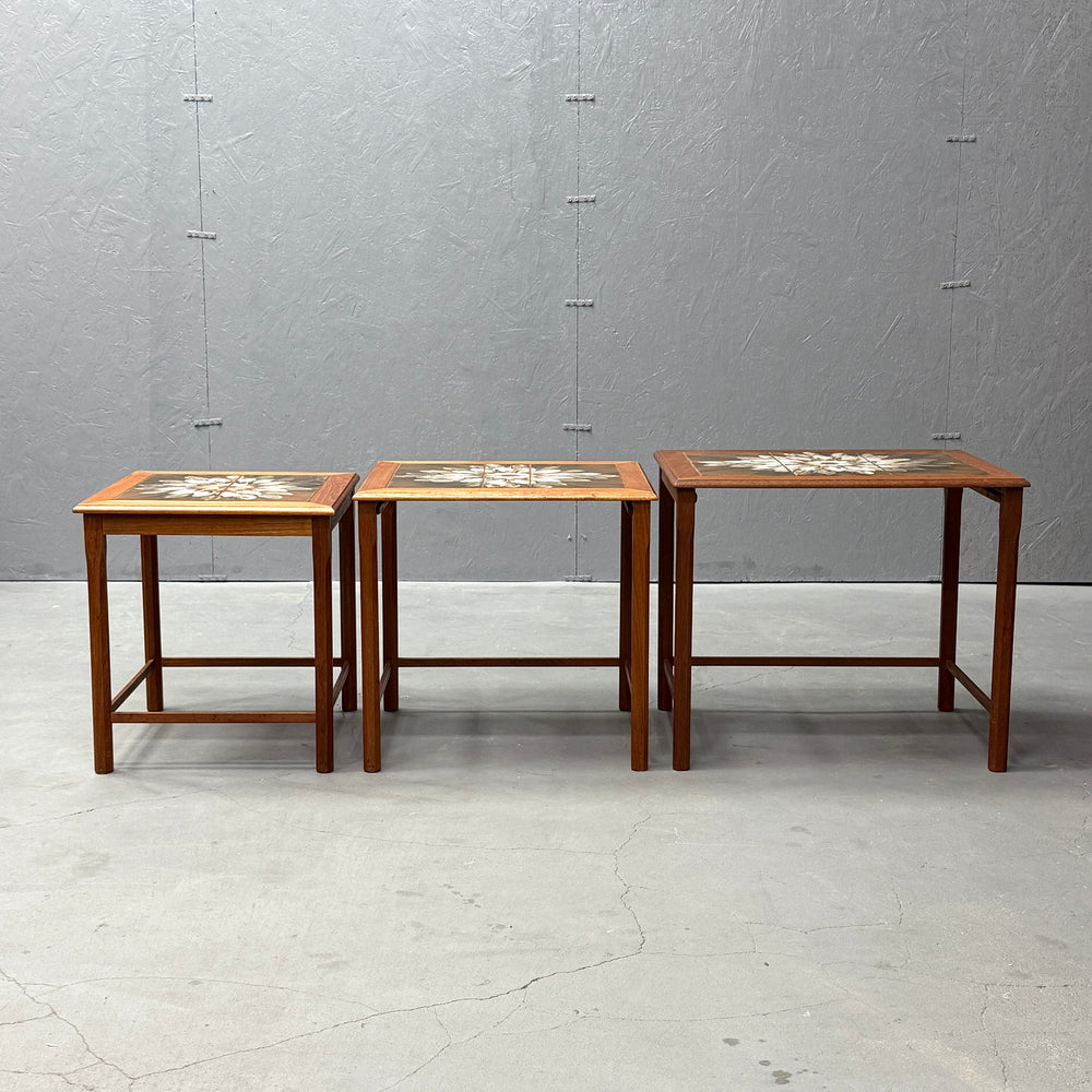 
                      
                        MOBELFABRIKKEN TOFTEN(モーベルファブリッケン・トフテン) / Tiletop nest table タイルトップ テストテーブル (501)
                      
                    