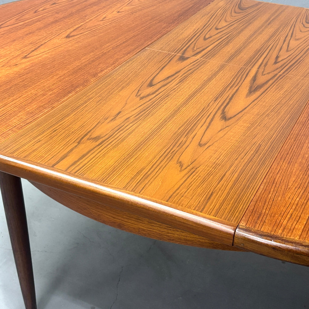 
                      
                        G-PLAN(ジープラン) / Fresco ROUND TABLE フレスコ ラウンドエクステンション ダイニングテーブル (406)
                      
                    