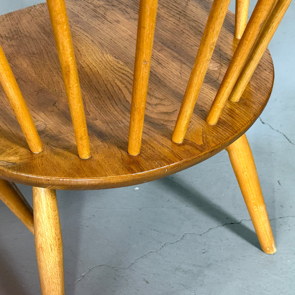 
                      
                        ERCOL(アーコール) COWHORN CHAIR / カウホーンチェア (302)
                      
                    