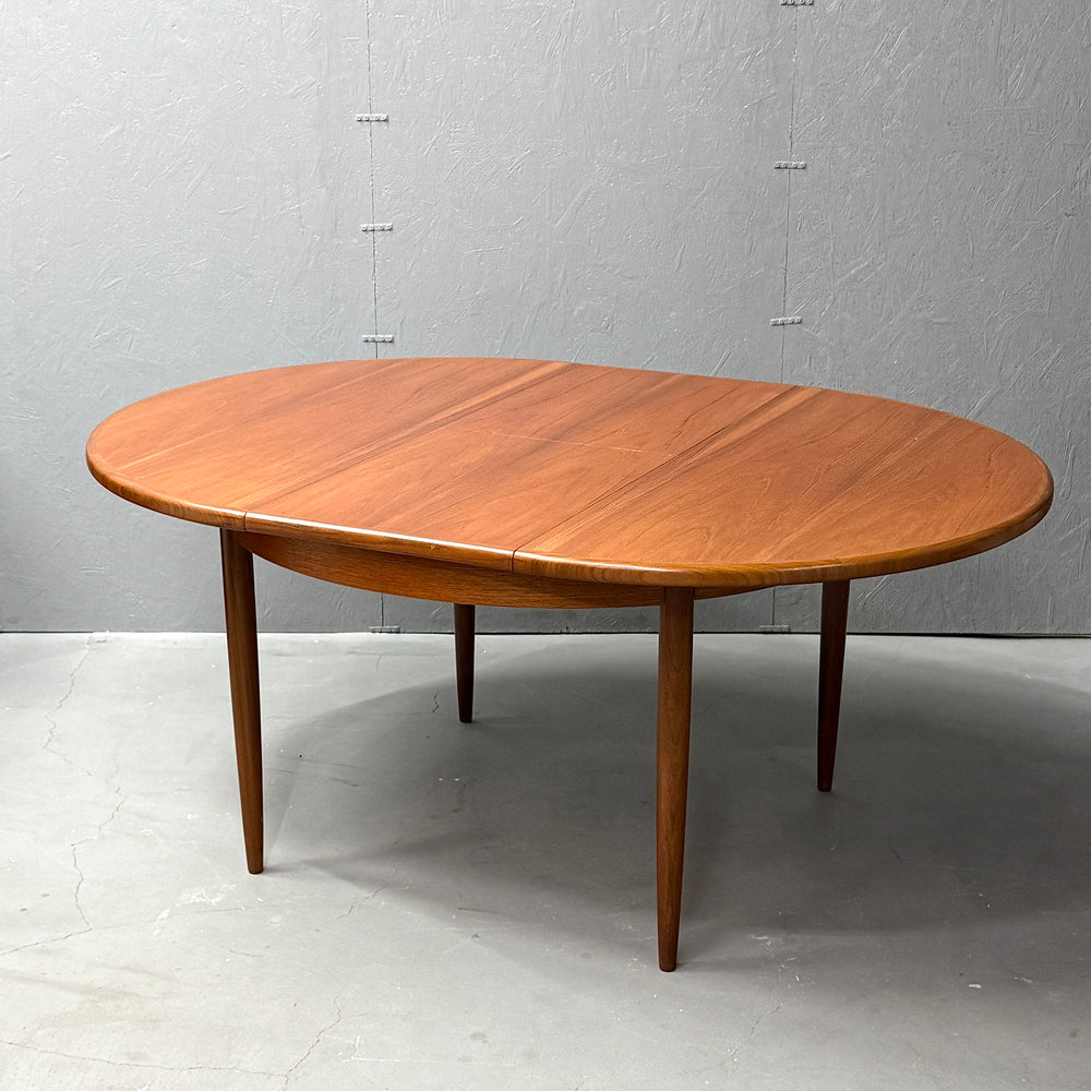 
                      
                        G-PLAN(ジープラン) / Fresco ROUND TABLE フレスコ ラウンドエクステンション ダイニングテーブル (503)
                      
                    