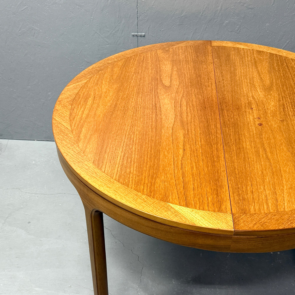 
                      
                        Nathan(ネイサン) / EXTENSION ROUND TABLE エクステンション ラウンドテーブル (402)
                      
                    
