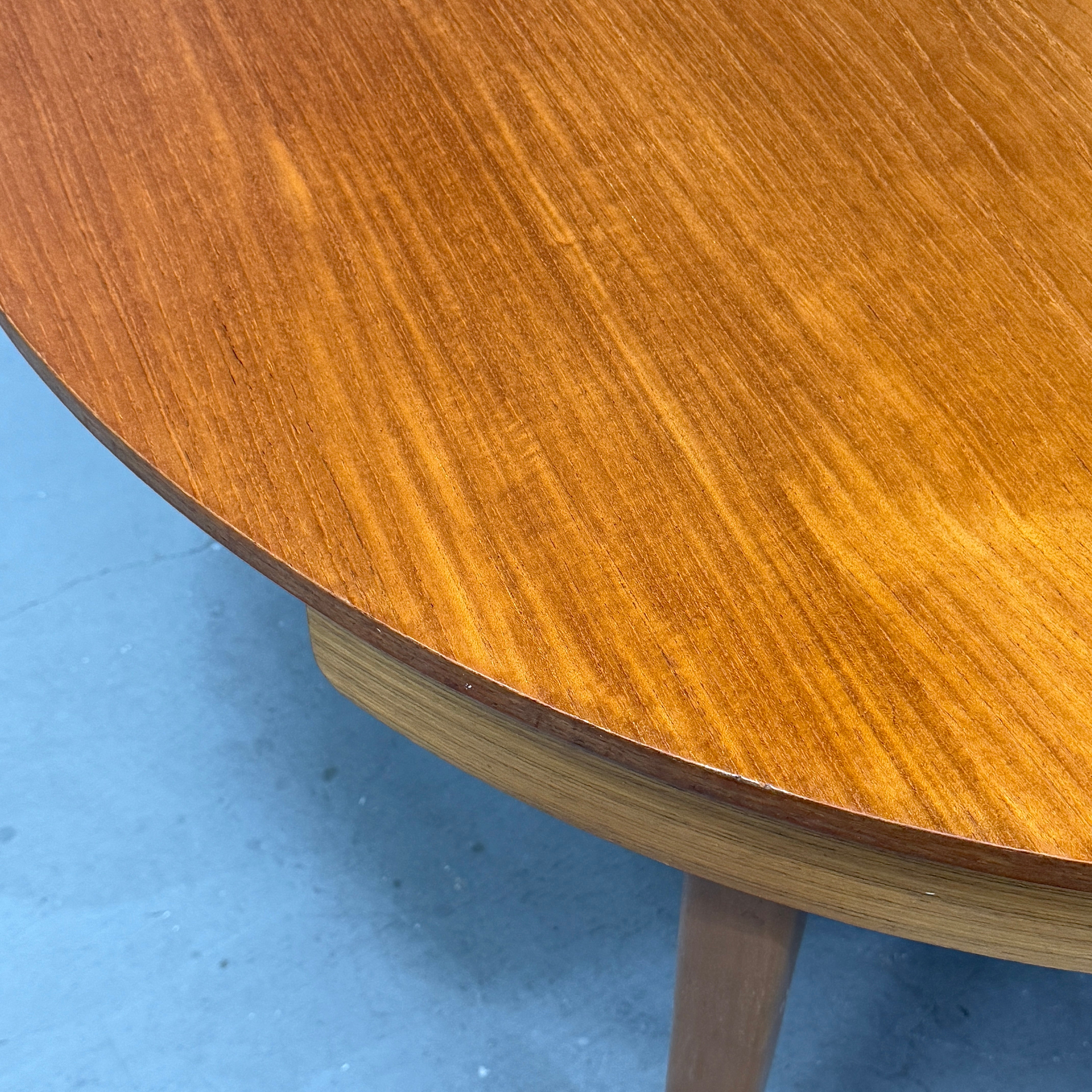 Nathan(ネイサン) / EXTENSION ROUND TABLE エクステンション ラウンド