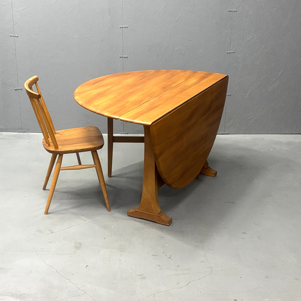 
                      
                        ERCOL(アーコール) / GATE LEG TABLE ゲートレッグ ラウンドテーブル (402)
                      
                    