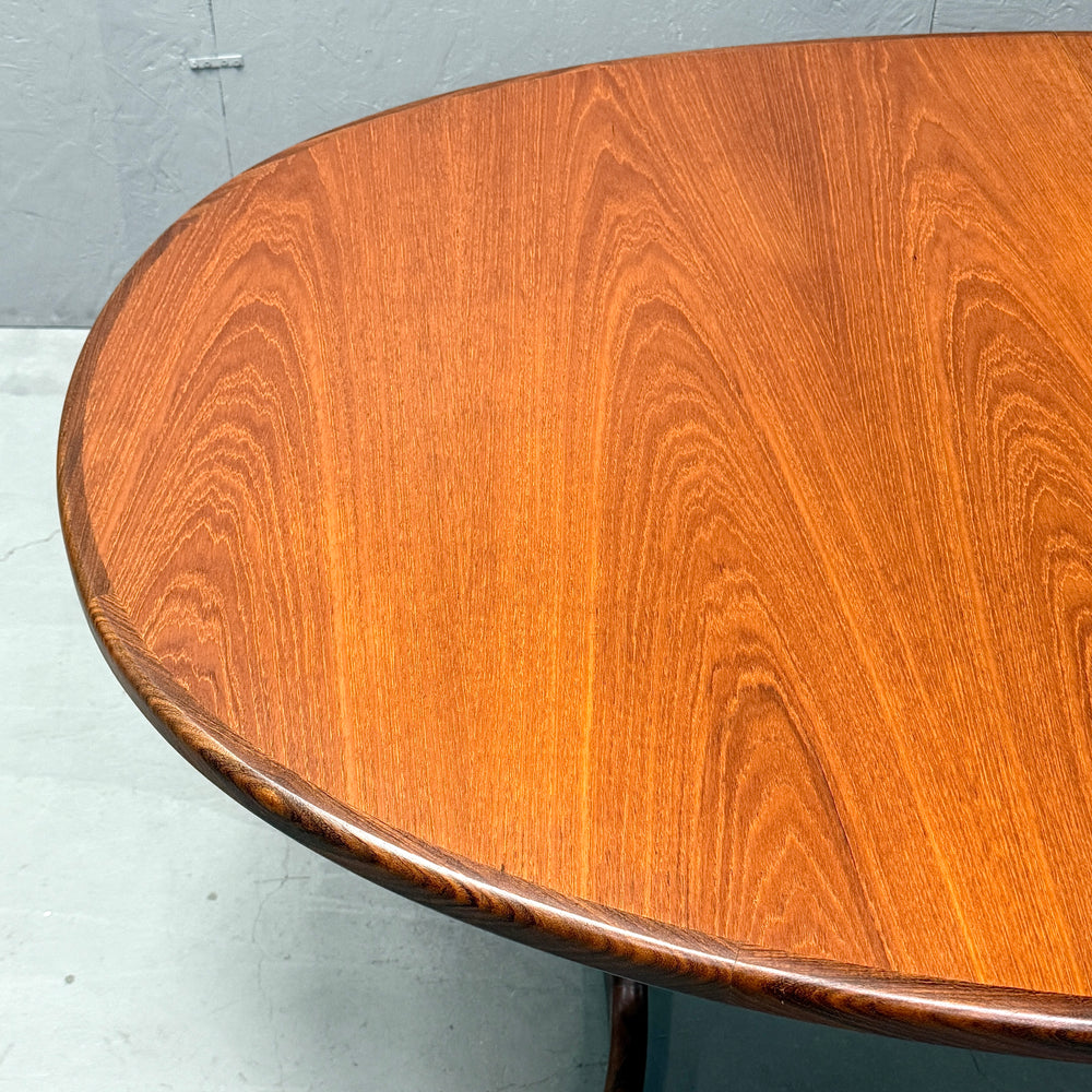 
                      
                        G-PLAN(ジープラン) / WHALE TAILE OVAL TABLE ホエールレッグ オーバルダイニングテーブル (401)
                      
                    