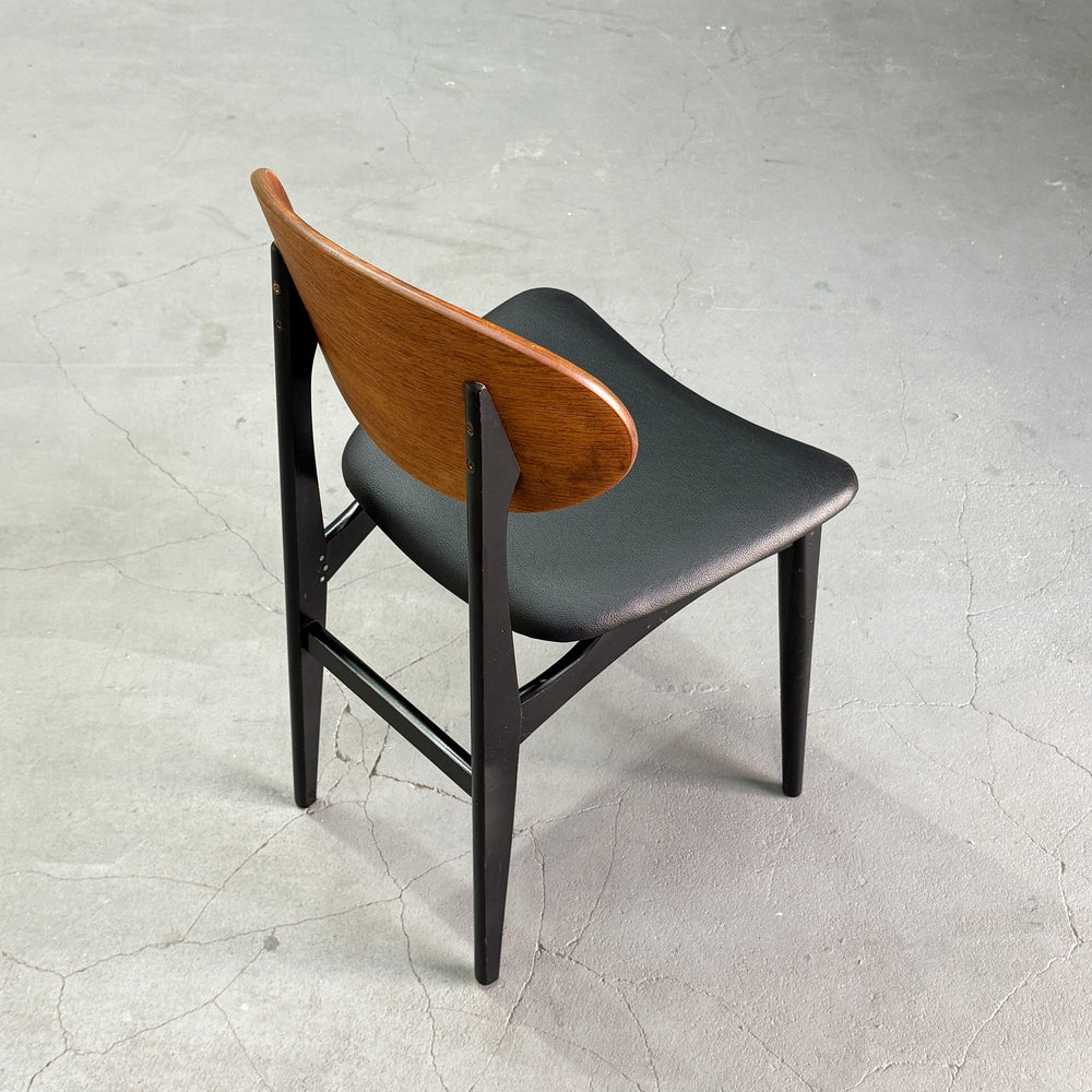 
                      
                        Beautility (ビューティリティ) / Vintage chair ヴィンテージ ダイニングチェア (4)
                      
                    