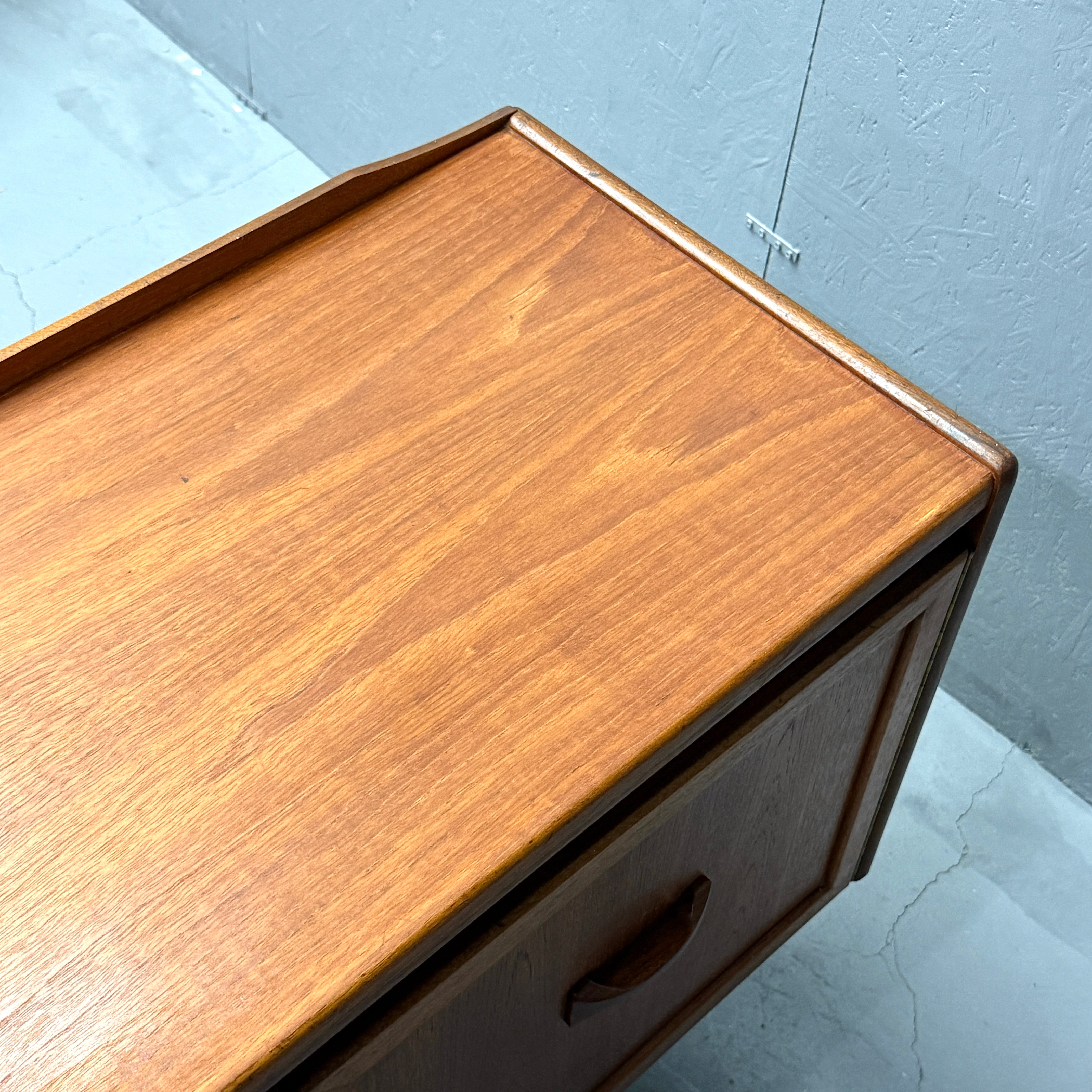 William Lawrence (ウィリアム・ローレンス) / Vintage SIDEBOARD