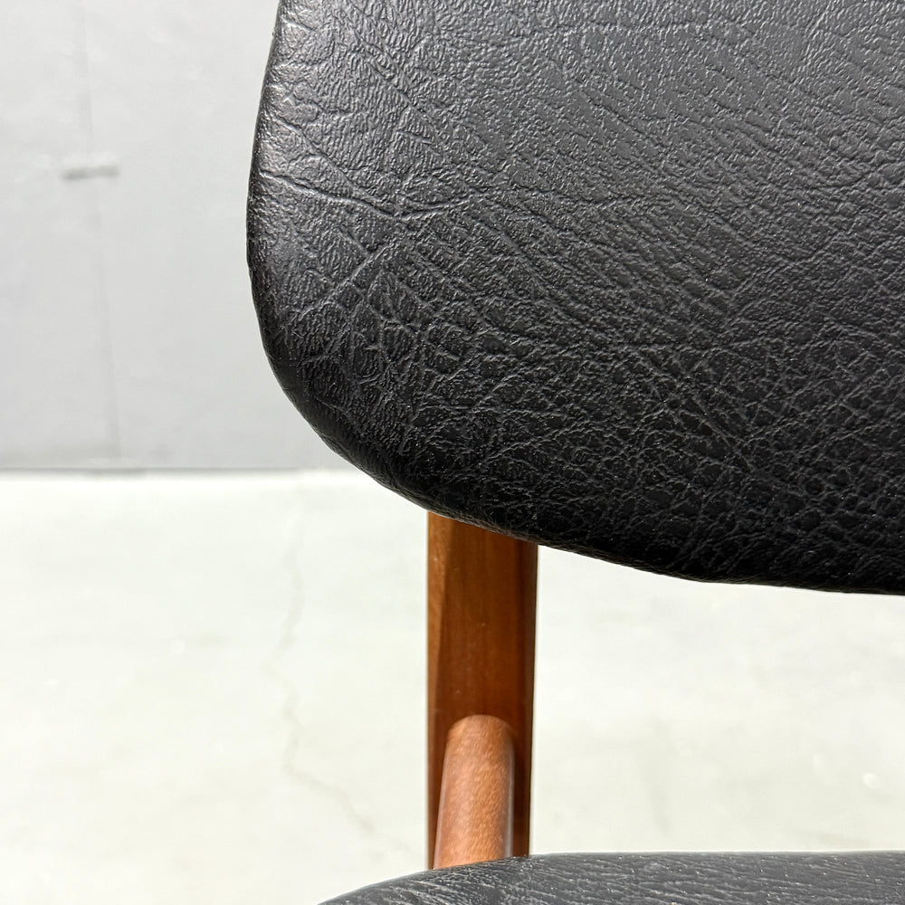 
                      
                        Elliots of Newbury(EON) / VINTAGE CHAIR ヴィンテージチェア (504)
                      
                    