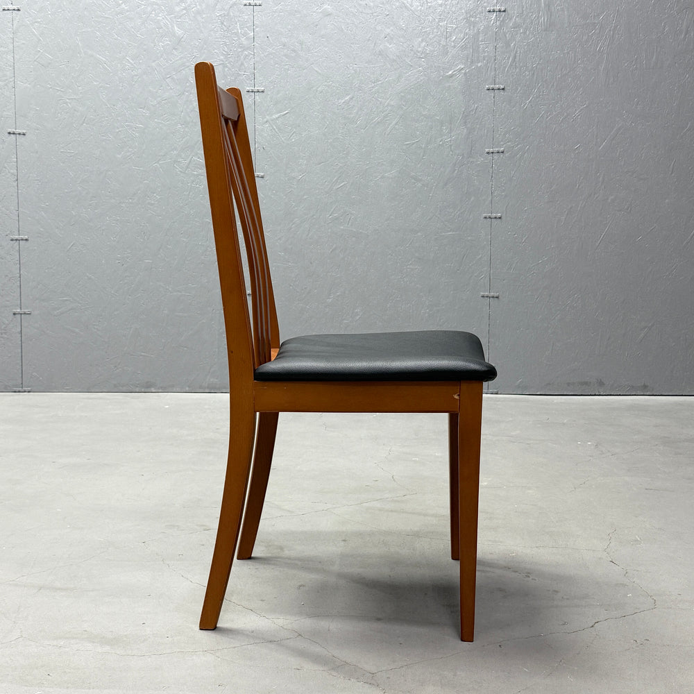 
                      
                        Vintage dining chair 英国ヴィンテージ ダイニングチェア (401)
                      
                    
