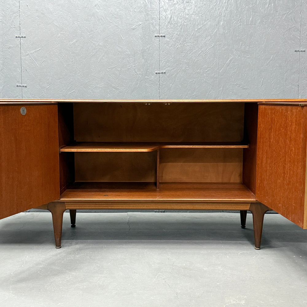 
                      
                        A.H.McINTOSH(マッキントッシュ) /  DUNVEGAN Sideboard (402)
                      
                    