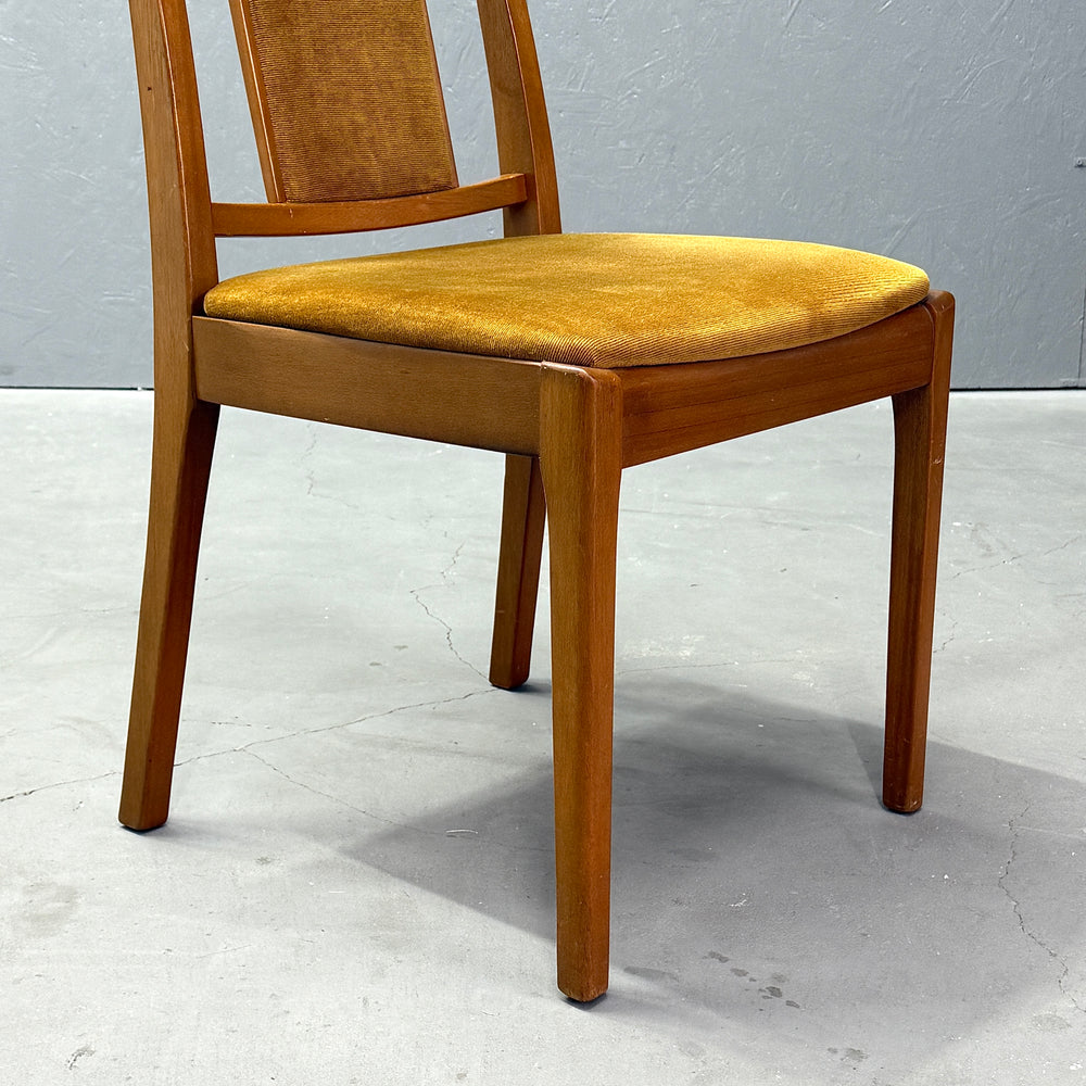 
                      
                        Nathan(ネイサン) / DINING CHAIR ダイニングチェア (401)
                      
                    