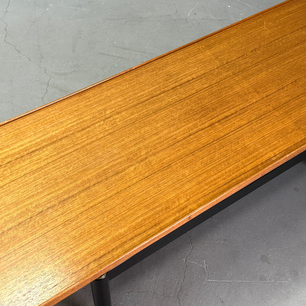 
                      
                        G-PLAN(ジープラン) / Tola & Black  Coffee table (501)
                      
                    