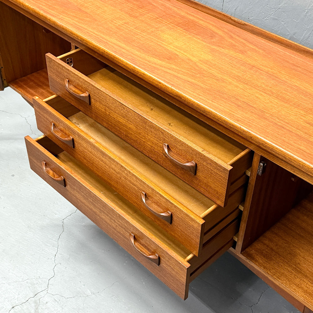
                      
                        William Lawrence (ウィリアム・ローレンス) / Vintage SIDEBOARD ヴィンテージ サイドボード
                      
                    