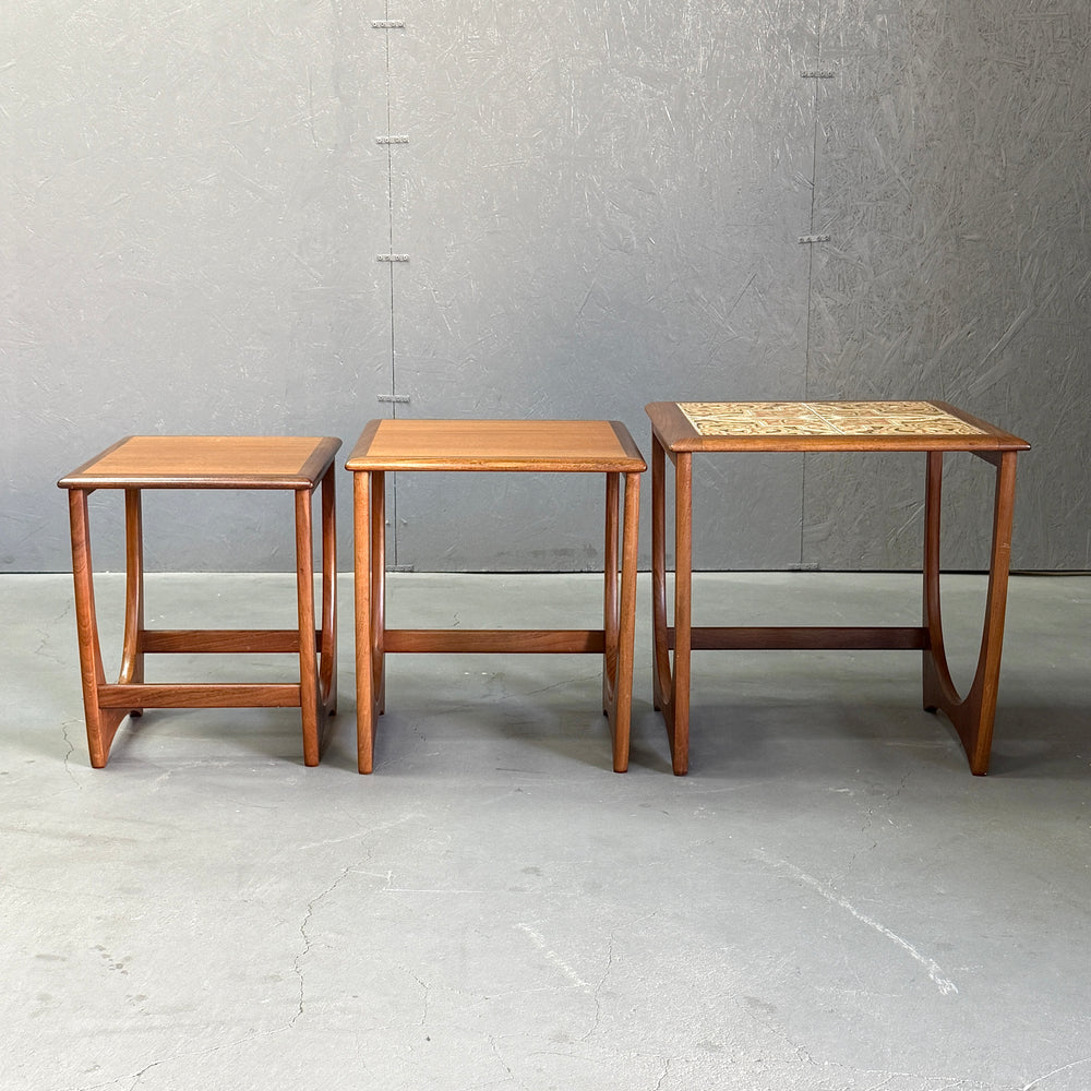 
                      
                        G-PLAN(ジープラン) / Astro  Tile top Nest table アストロ タイルトップ ネストテーブル (501)
                      
                    