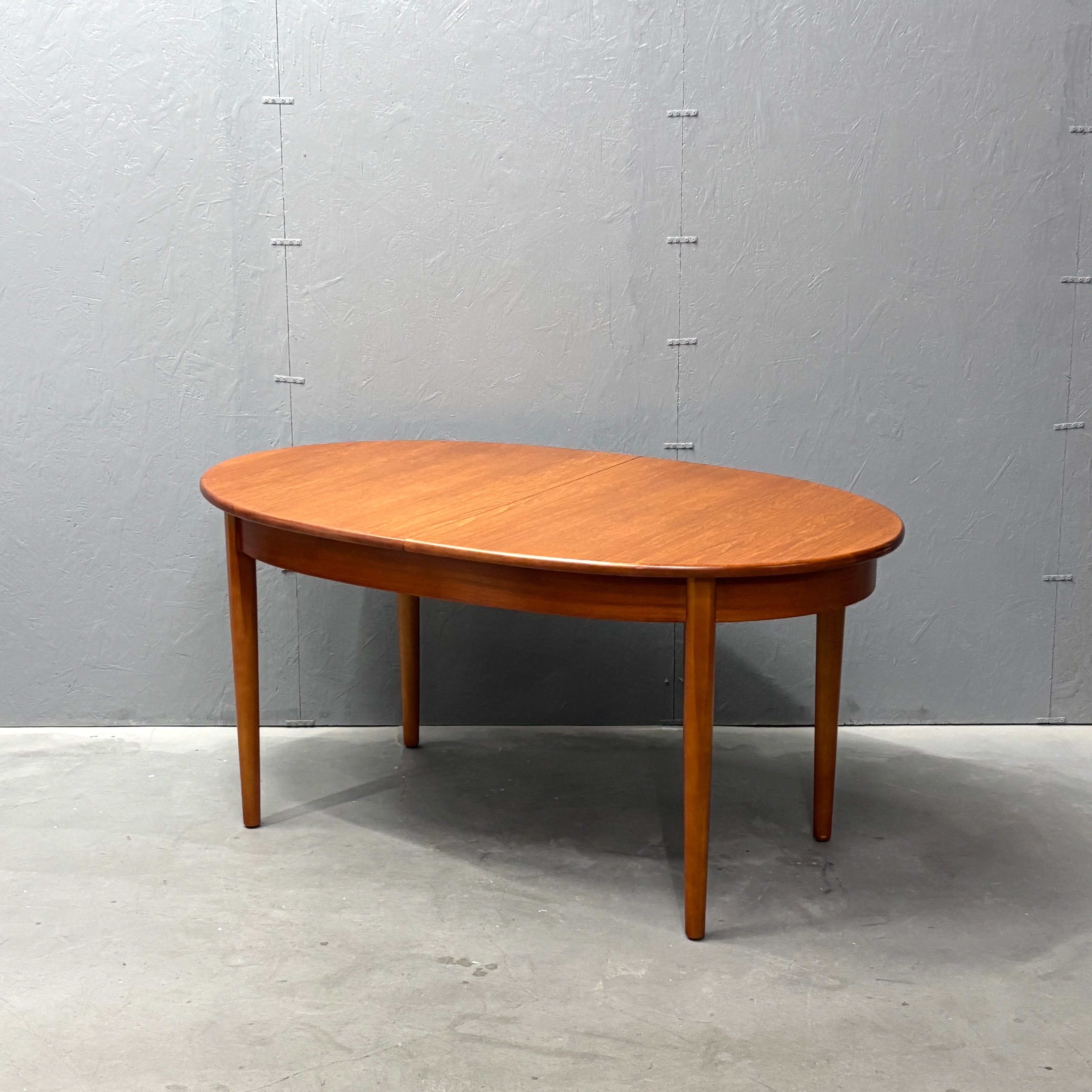 ダイニングテーブル – NONOR FURNITURE