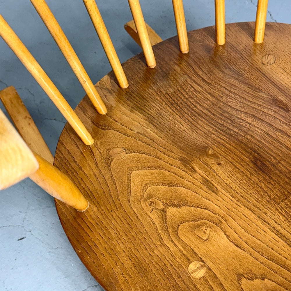 
                      
                        ERCOL(アーコール) COWHORN ROCKING CHAIR / カウホーン ロッキングチェア (301)
                      
                    