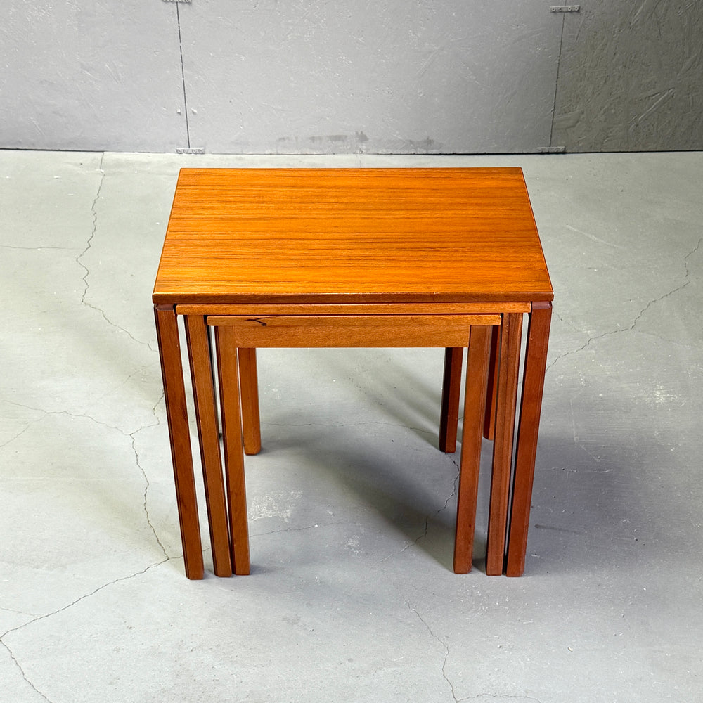 
                      
                        A.H.McINTOSH(マッキントッシュ) / Nest table ネストテーブル (401)
                      
                    