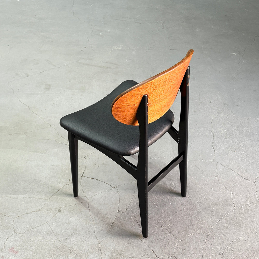 
                      
                        Beautility (ビューティリティ) / Vintage chair ヴィンテージ ダイニングチェア (4)
                      
                    