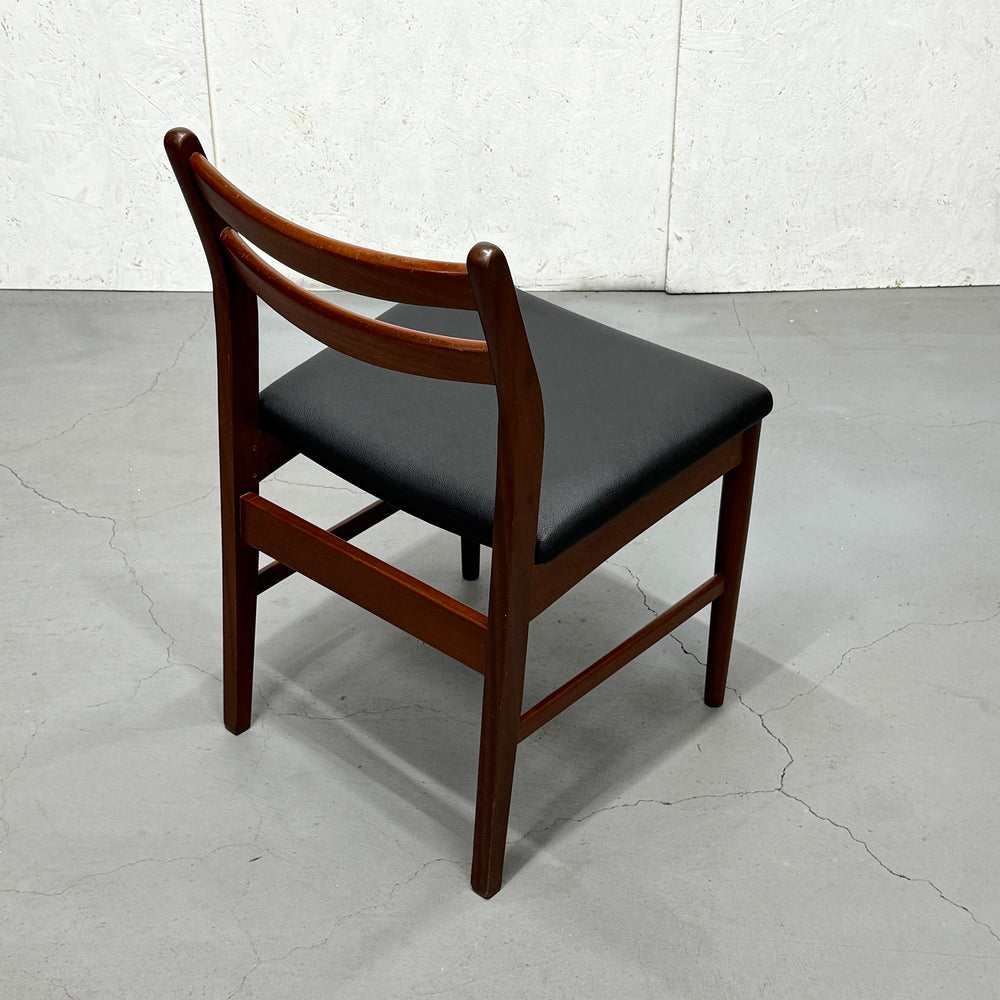 
                      
                        Jentique(ジェンティーク) / DINING CHAIR ダイニングチェア (301)
                      
                    