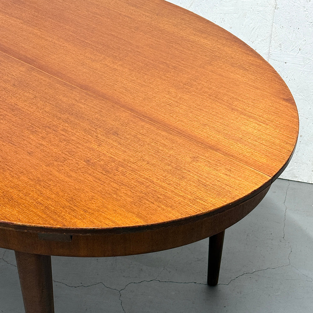 
                      
                        GREAVES & THOMAS / OVAL DINING TABLE オーバルダイニングテーブル (301)
                      
                    