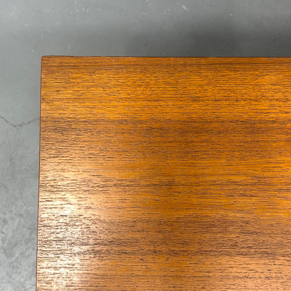 
                      
                        Stonehill(ストーンヒル) / Vintage Sideboard (401)
                      
                    