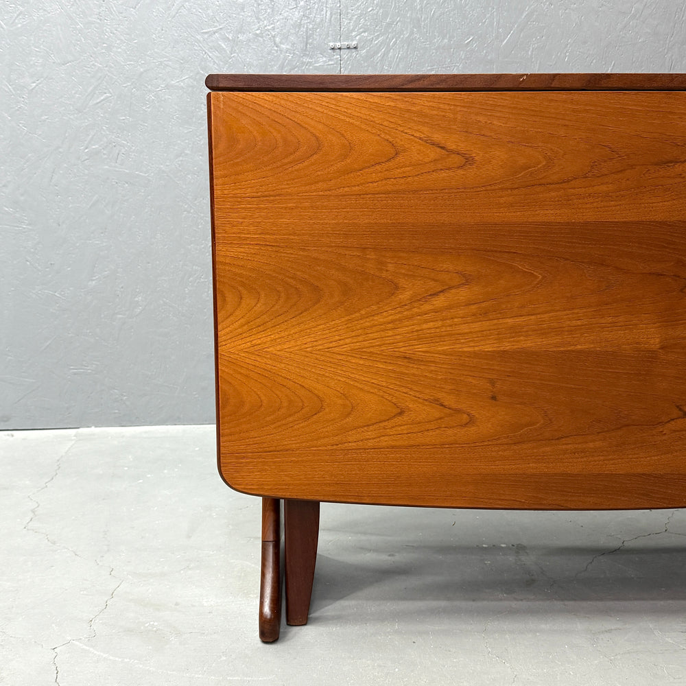 
                      
                        G-PLAN(ジープラン) / Fresco GATELEG TABLE ゲートレッグテーブル (501)
                      
                    