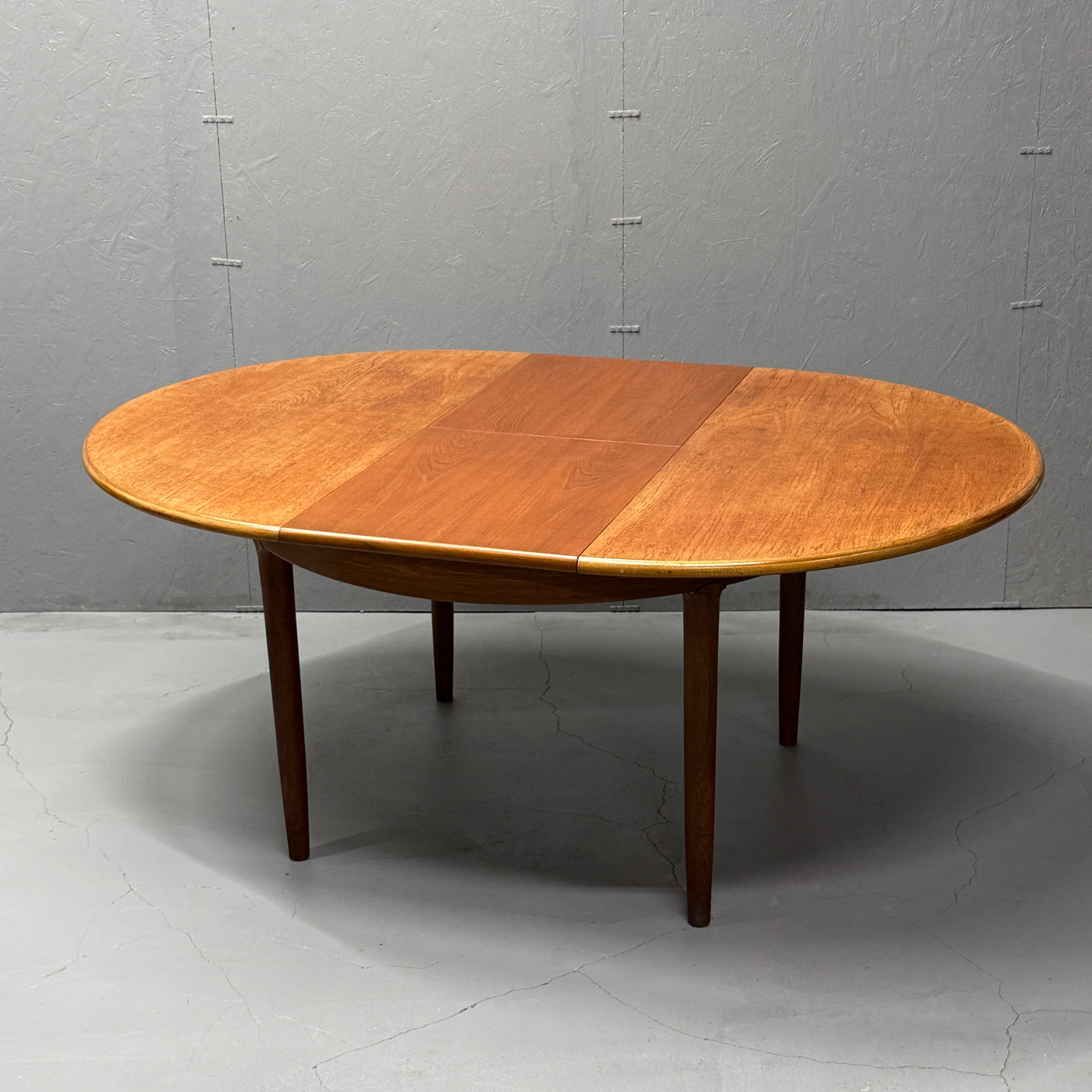 Meredew(メレデュー) / Round table ラウンドダイニングテーブル (301