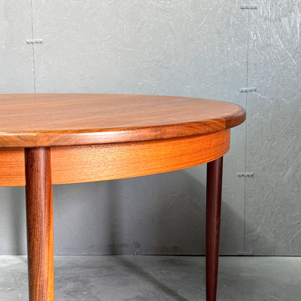 
                      
                        G-PLAN(ジープラン) / Fresco ROUND TABLE フレスコ ラウンドエクステンション ダイニングテーブル (403)
                      
                    