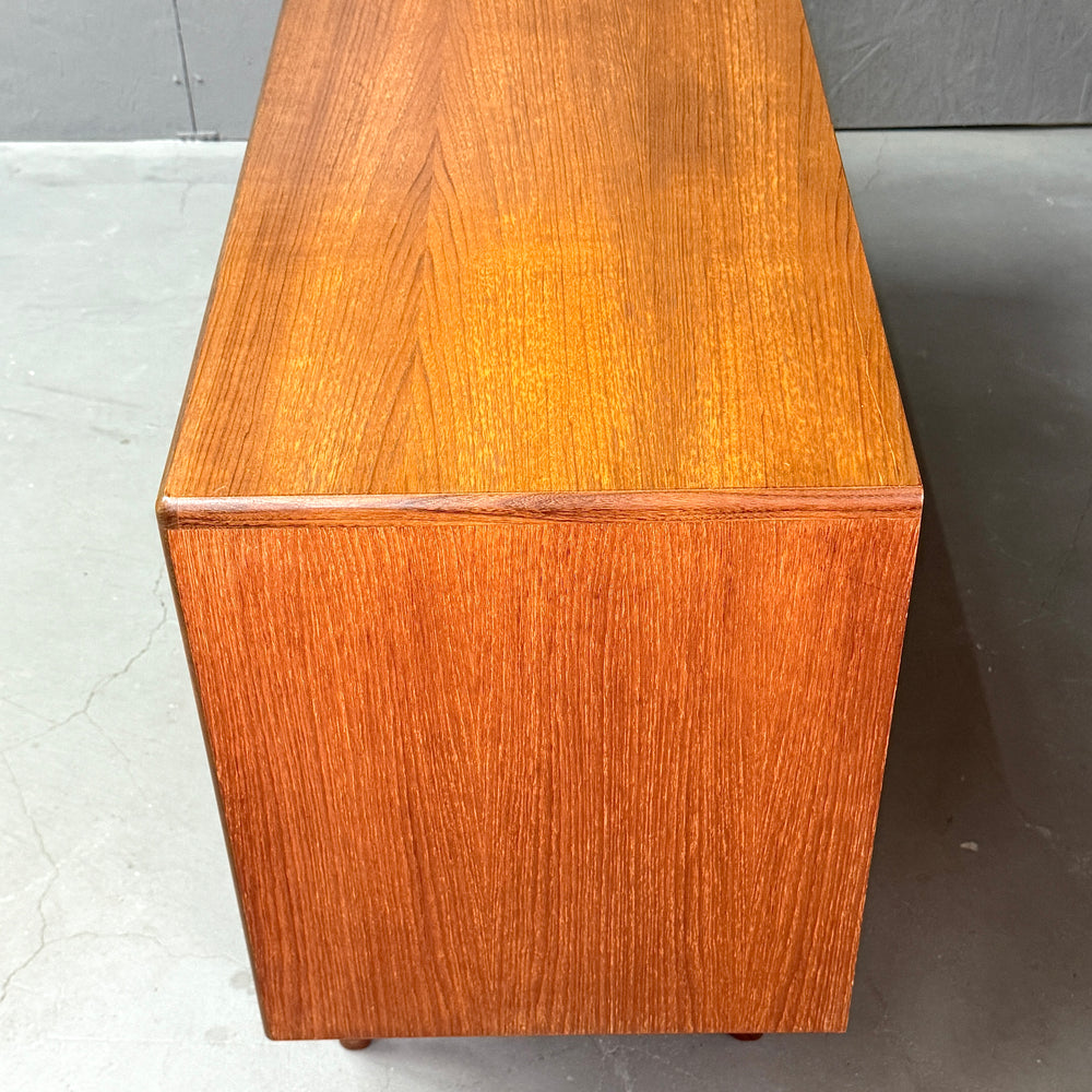 
                      
                        G-PLAN(ジープラン) / Fresco Sideboard フレスコ サイドボード (504)
                      
                    