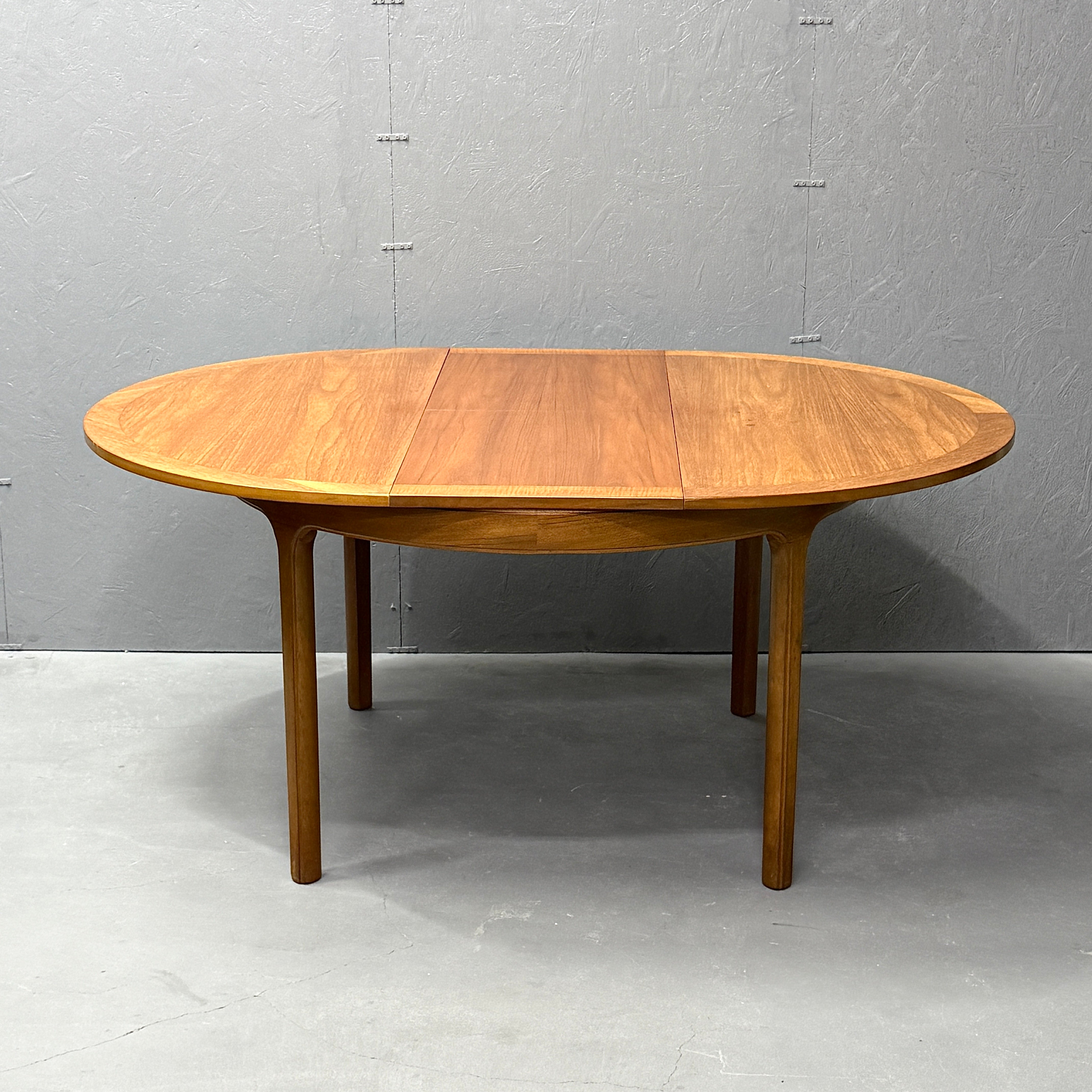 Nathan(ネイサン) / EXTENSION ROUND TABLE エクステンション ラウンド