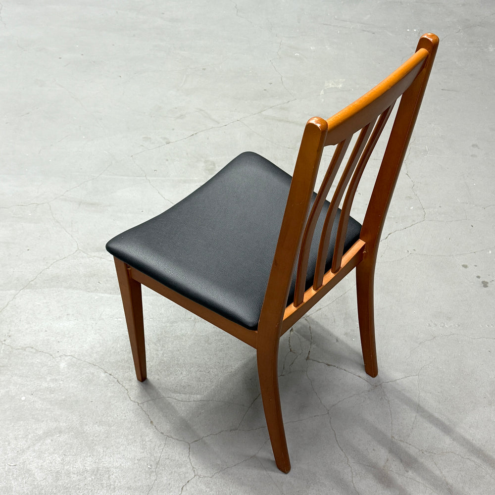 
                      
                        Vintage dining chair 英国ヴィンテージ ダイニングチェア (401)
                      
                    