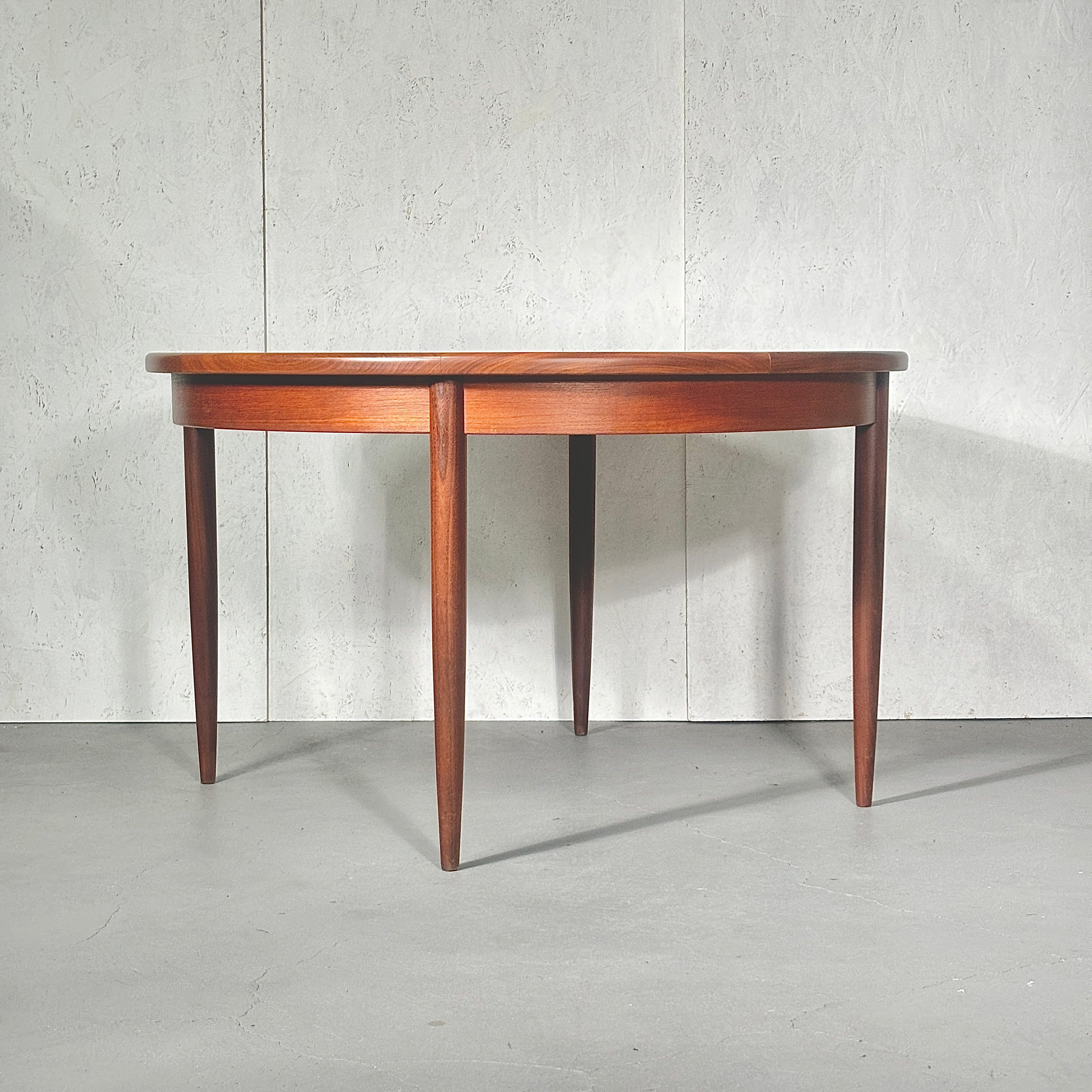 G-PLAN フレスコ ラウンドエクステンションテーブル 椅子別 G-PLAN】Fresco ラウンド ダイニングテーブル – TIME HYPE