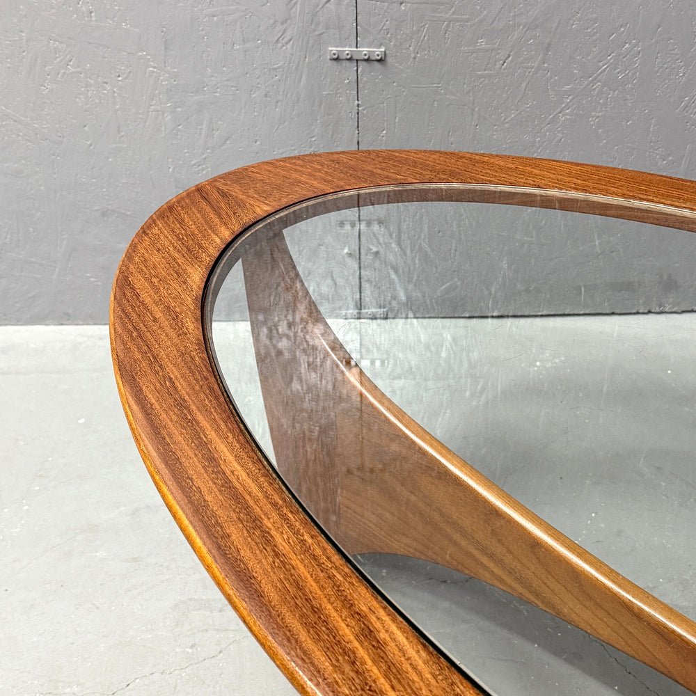 
                      
                        G-PLAN(ジープラン) / Astro oval coffee table アストロ オーバルコーヒーテーブル (501)
                      
                    